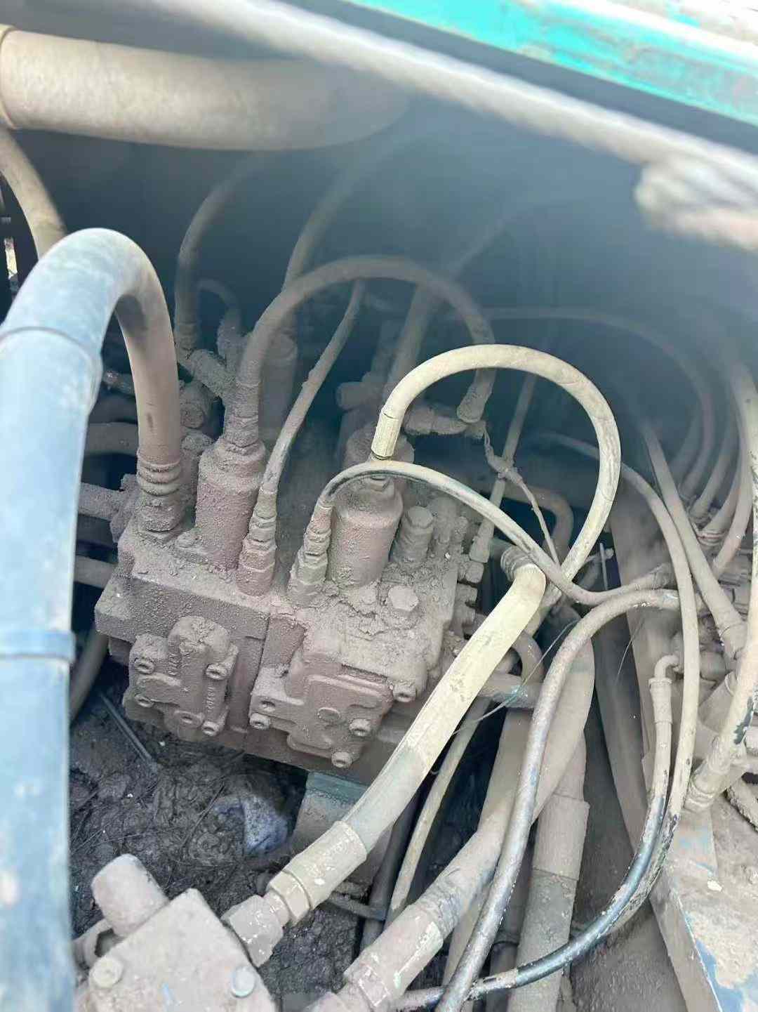 Used Kobelco SK210 Excavator 2014 Model / 5