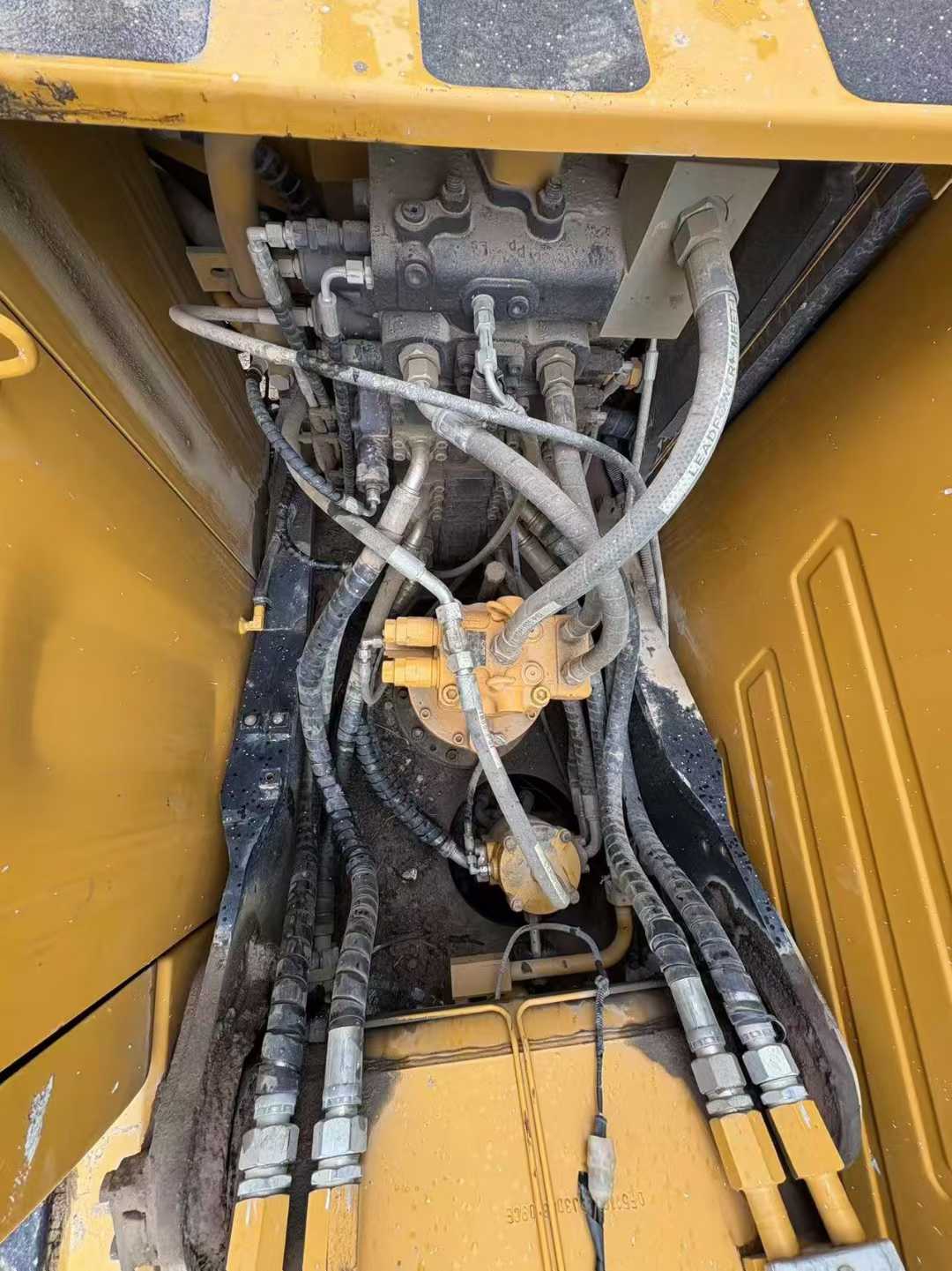 Used Sany SY125H Excavator 2018 Model / 8