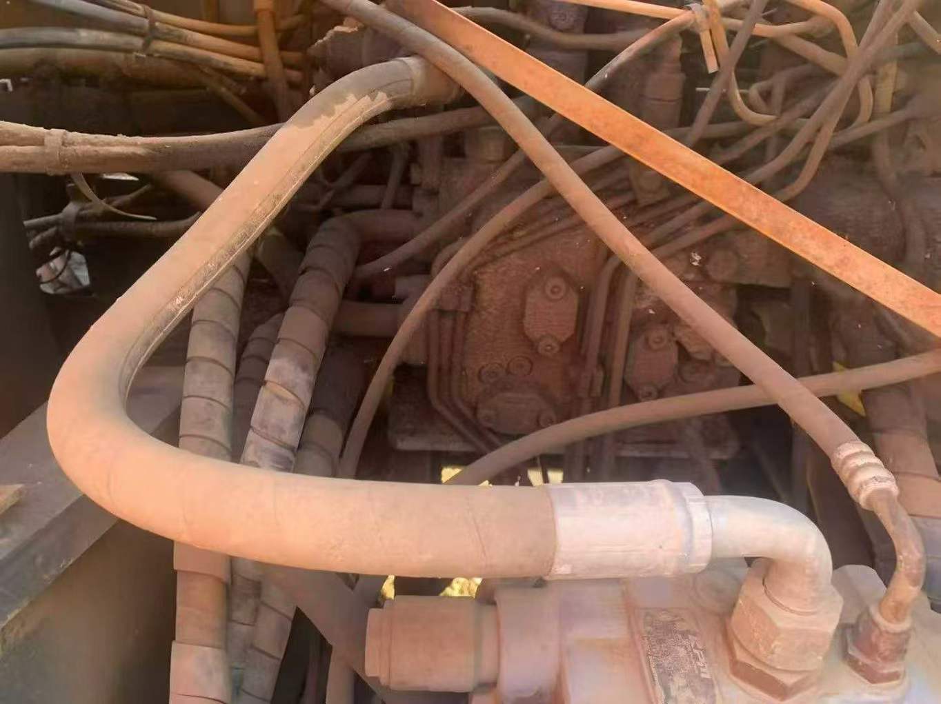 Used Hitachi ZX240-3 Excavator 2011 Model