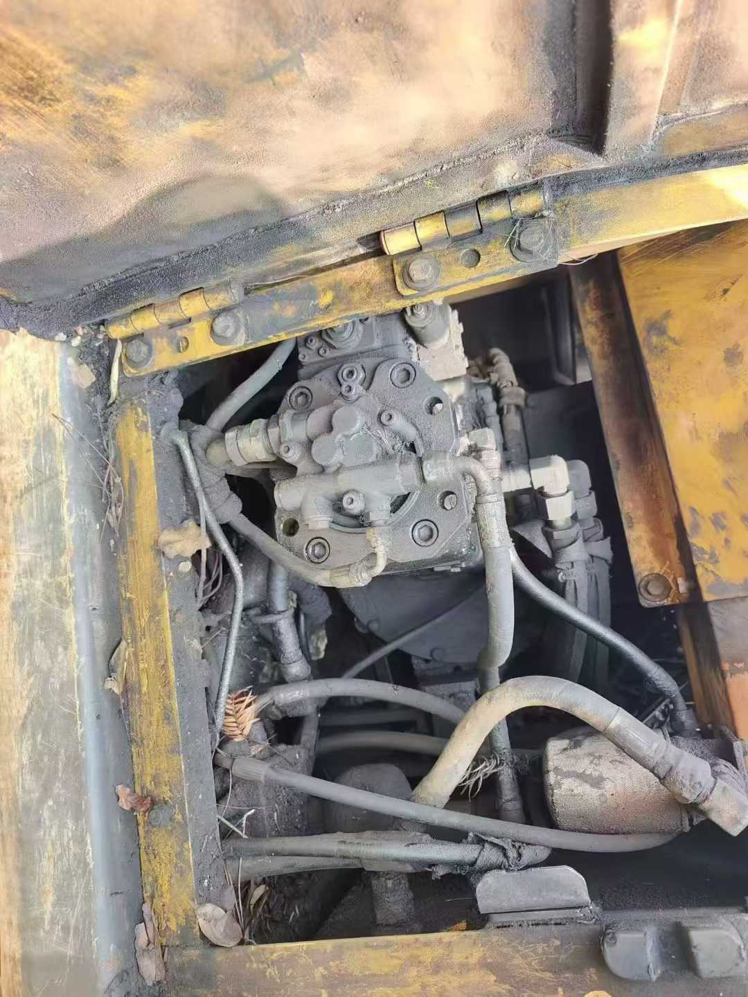 Used Volvo EC140 Excavator 2016 Model / 6