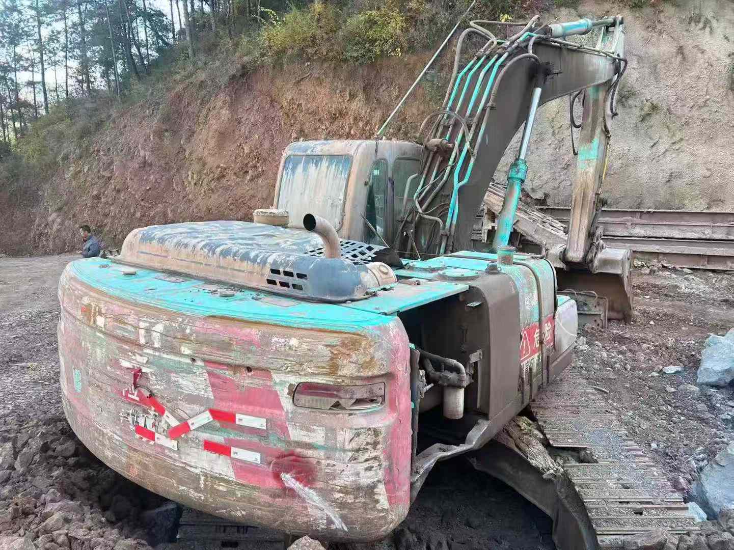 Used Kobelco SK210 Excavator 2014 Model / 3
