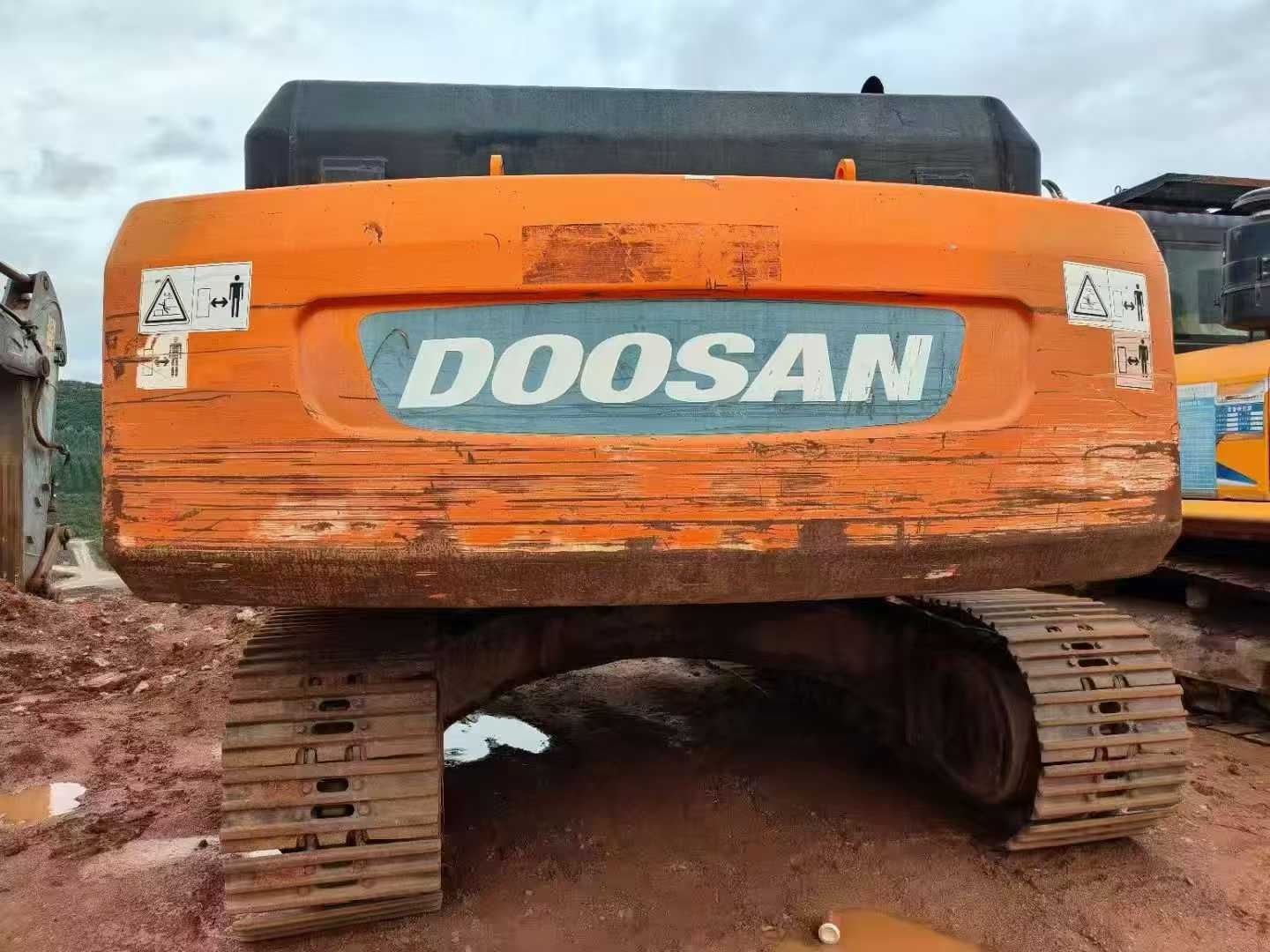 Used Doosan DL300 Excavator 2016 Model