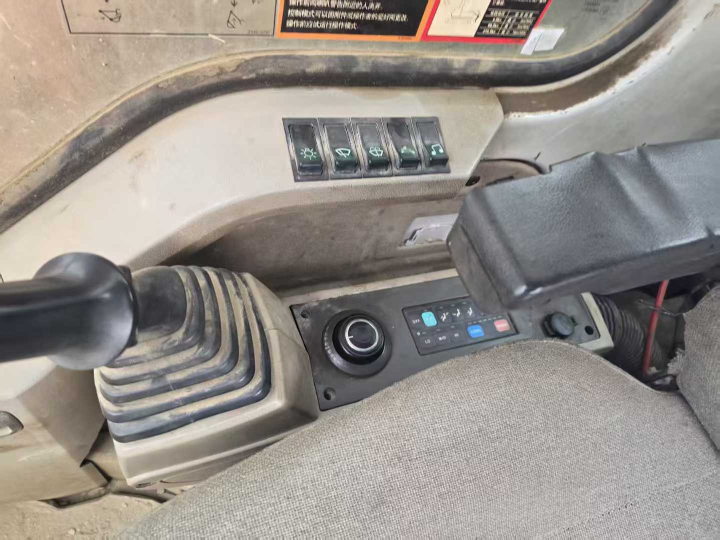 Used Doosan S225 Excavator 2016 Model / 5