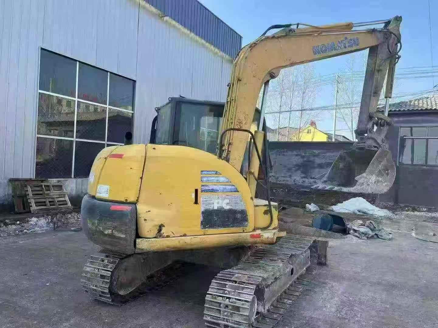 Used Komatsu PC60-8 Excavator 2011 Model / 4