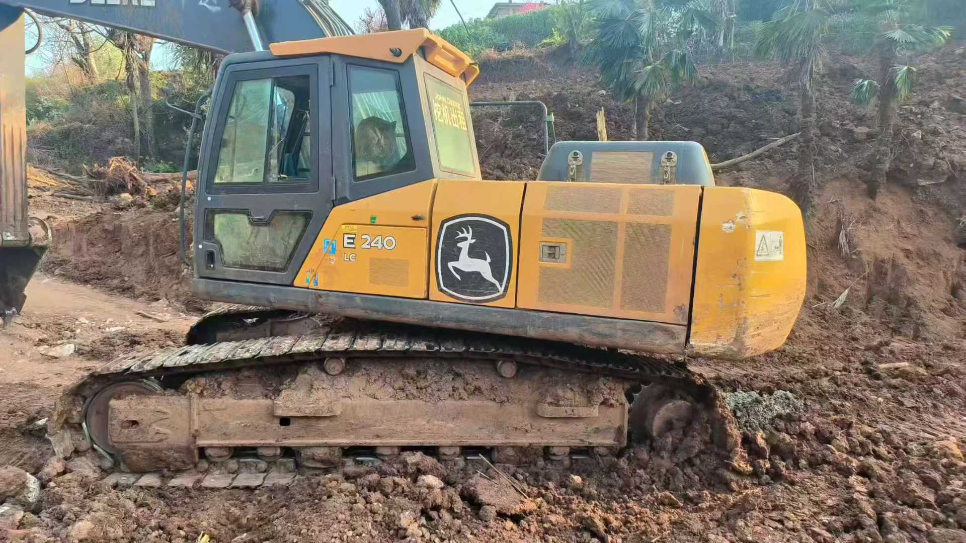 Used JohnDeere E210 Excavator 2016 Model