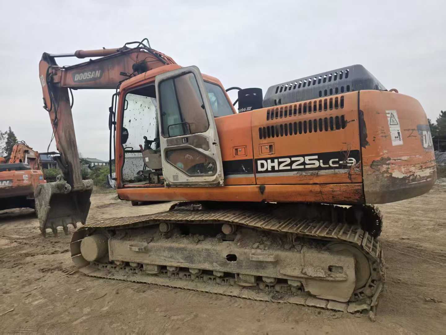 Used Doosan S225 Excavator 2016 Model