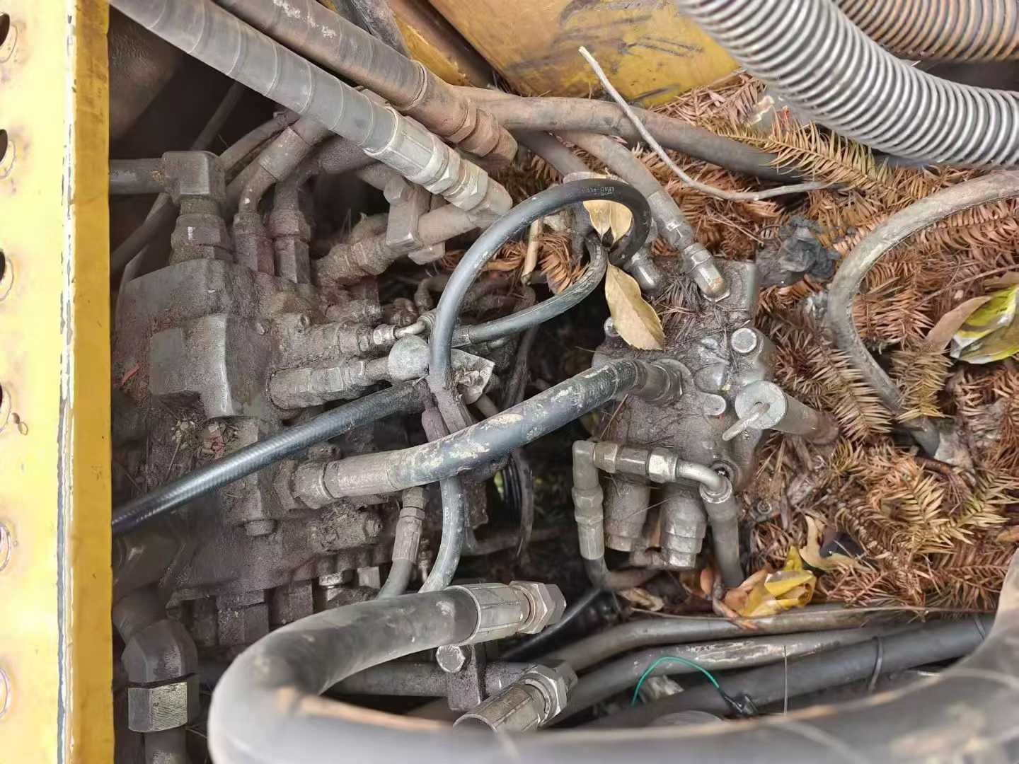 Used Volvo EC140 Excavator 2016 Model / 7