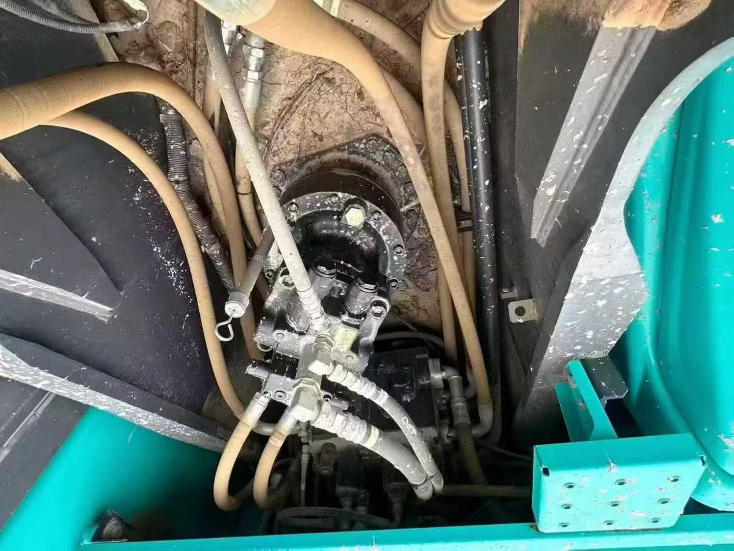 Used Kobelco SK210 Excavator 2016 Model / 4