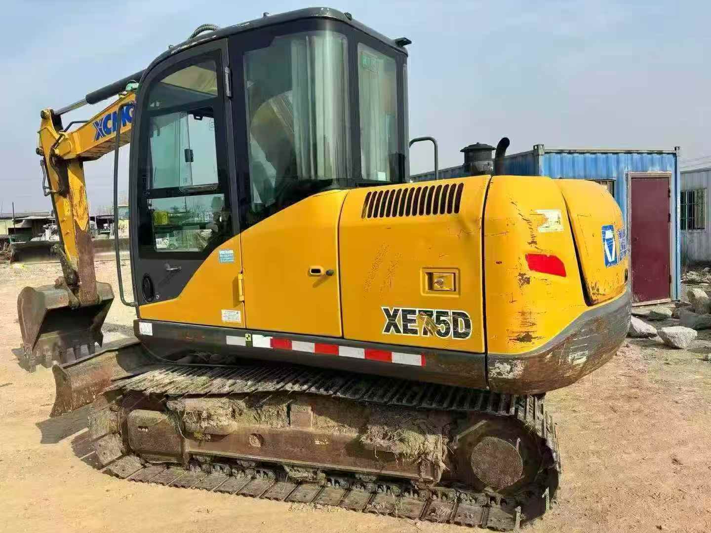Used XCMG XE75C Excavator 2019 Model / 4