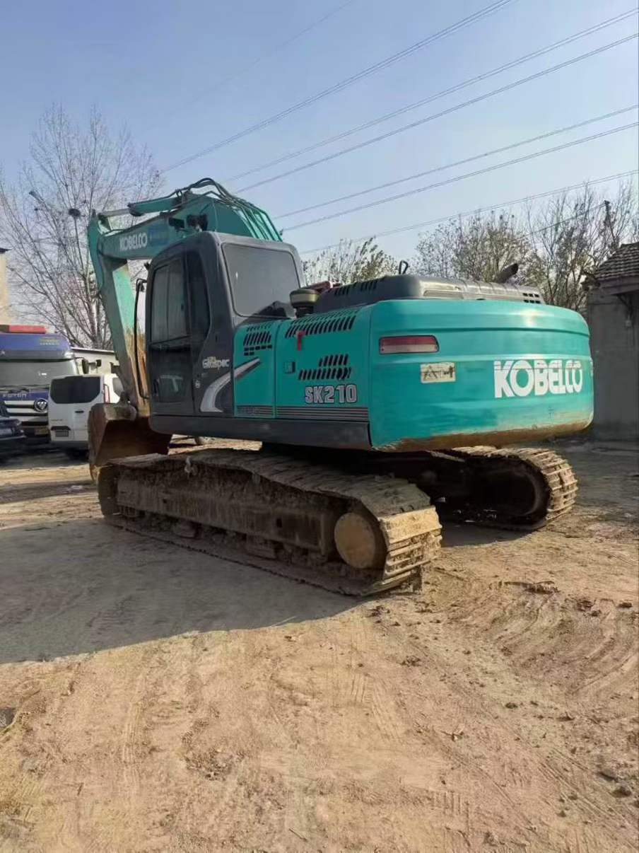 Used Kobelco SK210 Excavator 2016 Model / 5