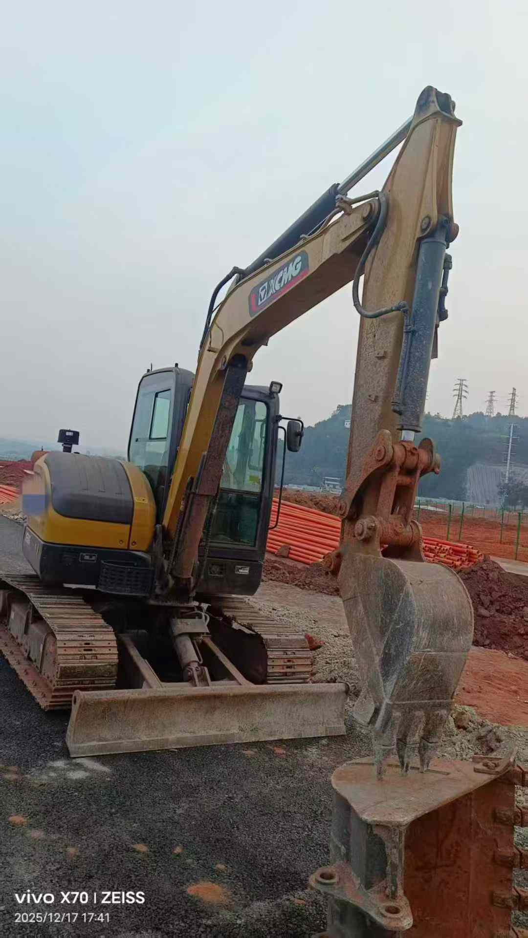 Used XCMG XE60 Excavator 2016 Model / 3