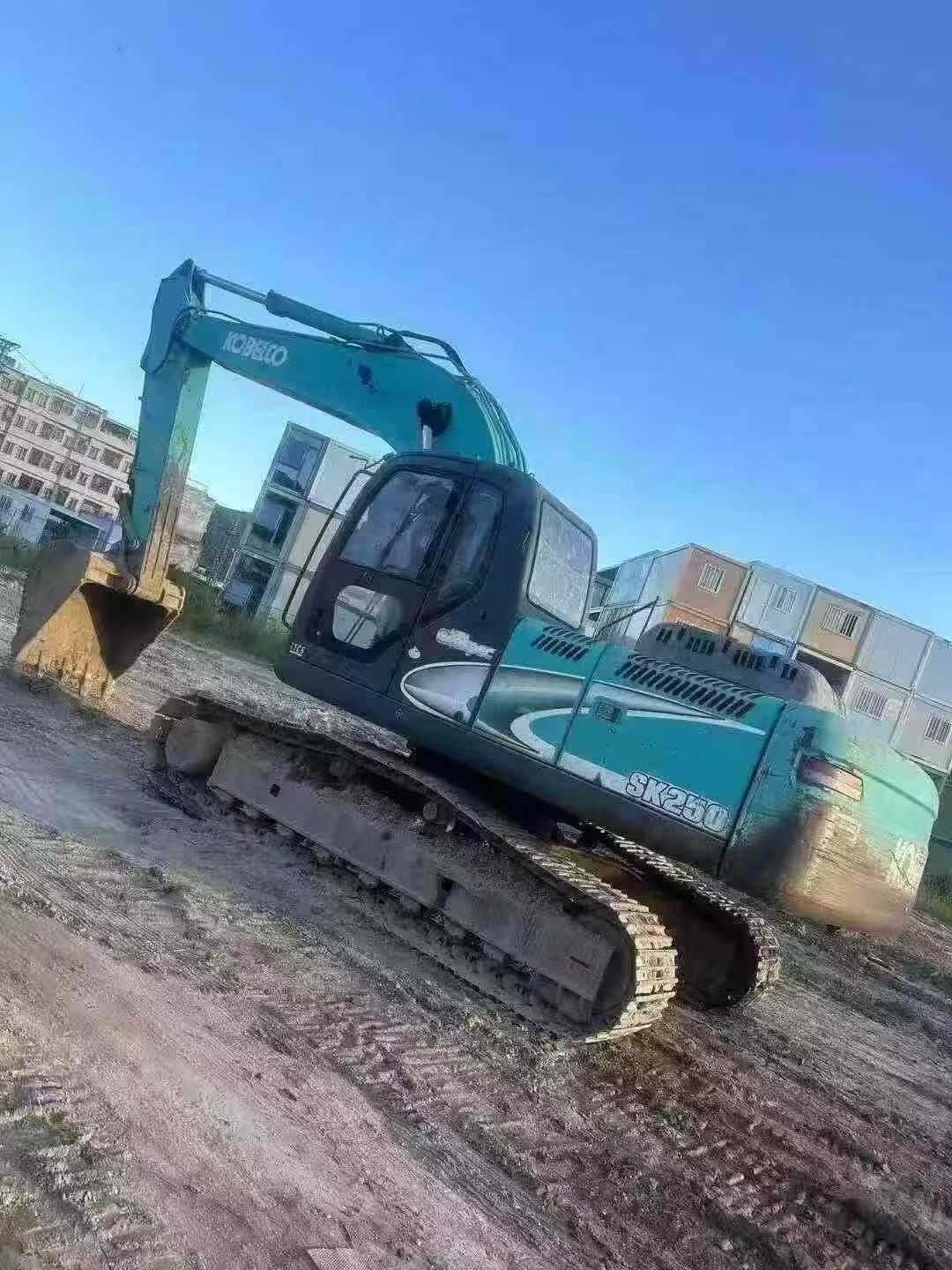 Used Kobelco SK250-8 Excavator 2016 Model / 9
