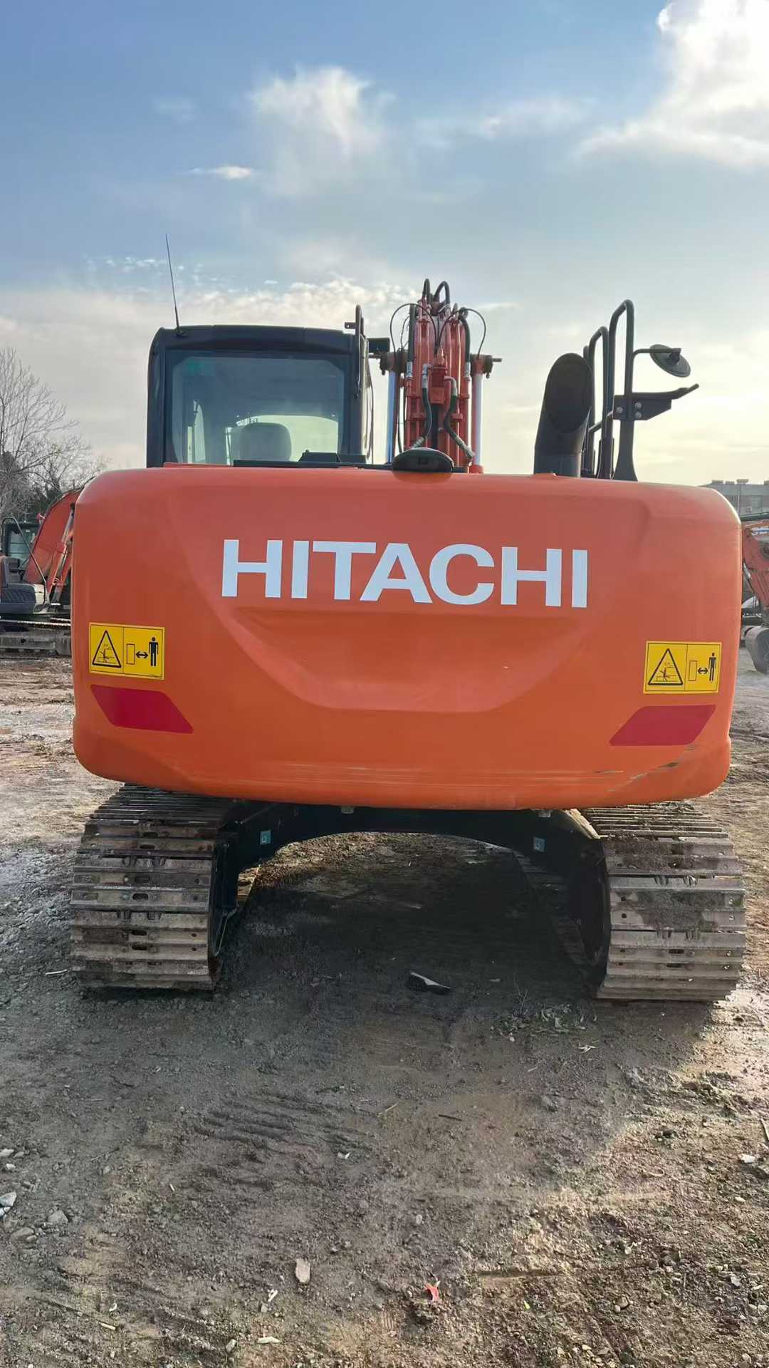 Used Hitachi EX30 Excavator 2023 Model / 7