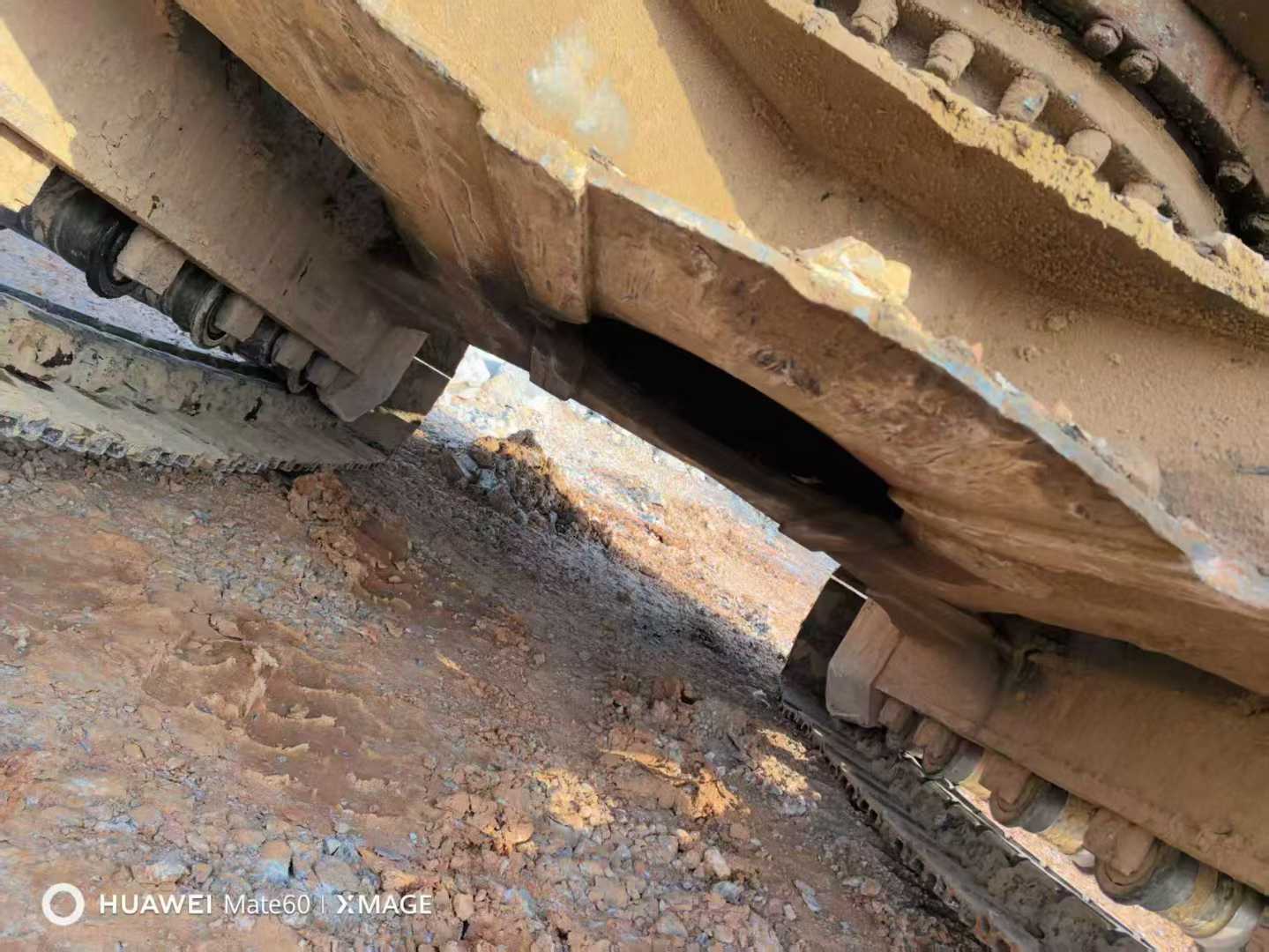 Used Caterpillar 320D Excavator 2014 Model / 3