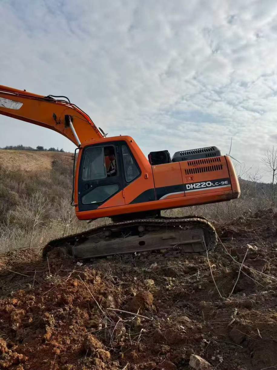 Used Doosan DX15 Excavator 2014 Model / 2