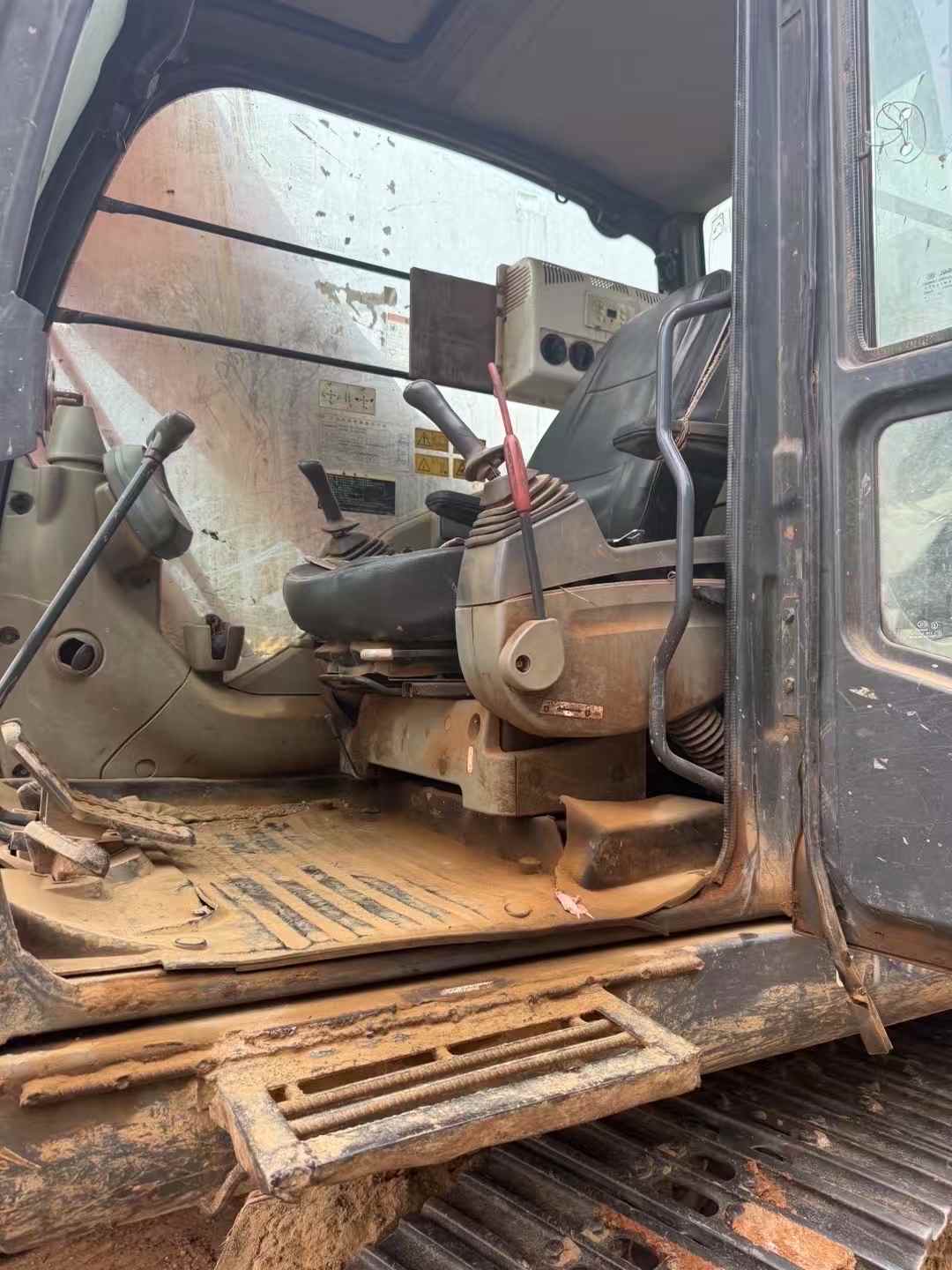 Used Hitachi ZAXIS200 Excavator 2016 Model / 8