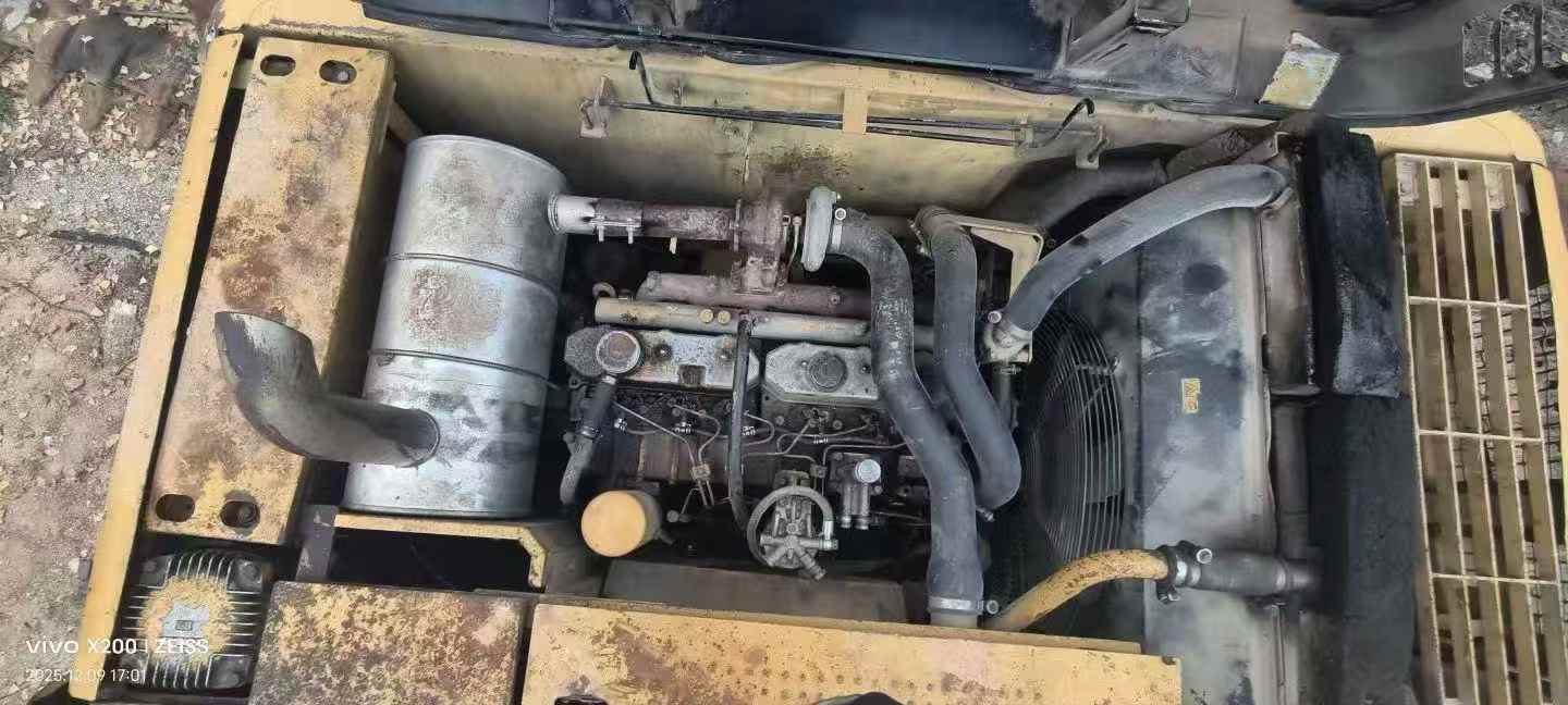 Used Caterpillar 320D Excavator 2016 Model / 5