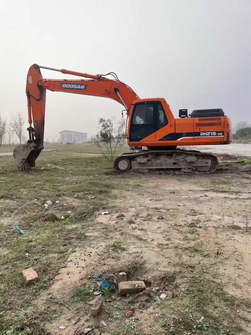 Used Doosan DX15 Excavator 2014 Model / 2