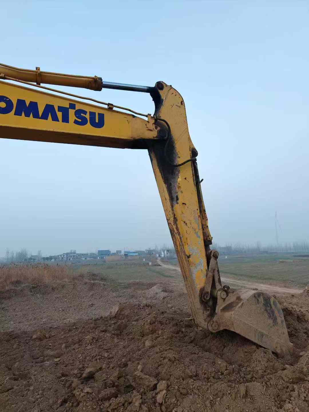 Used Komatsu PC200-8 Excavator 2013 Model / 3