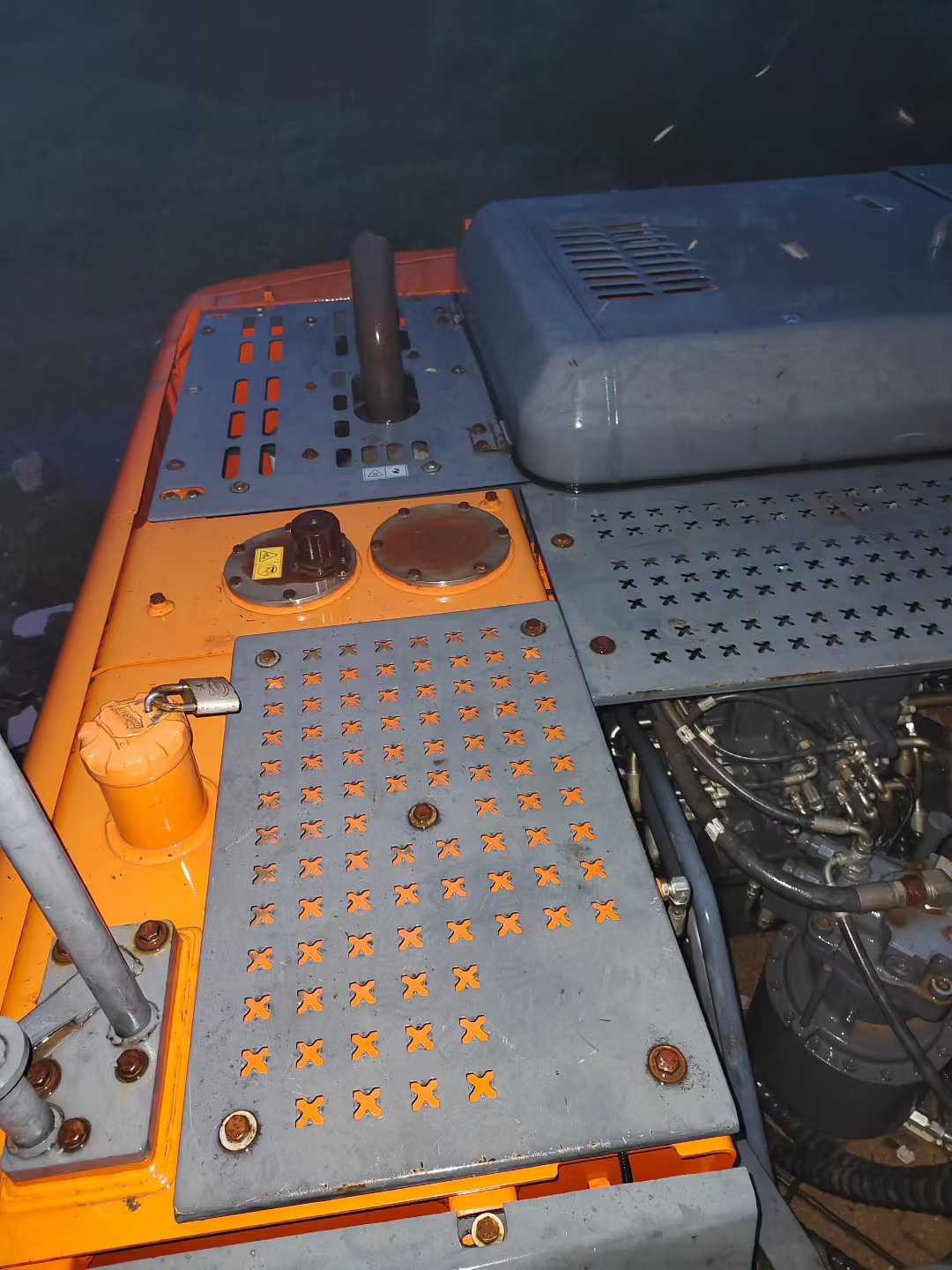 Used Doosan DH220 Excavator 2017 Model / 9