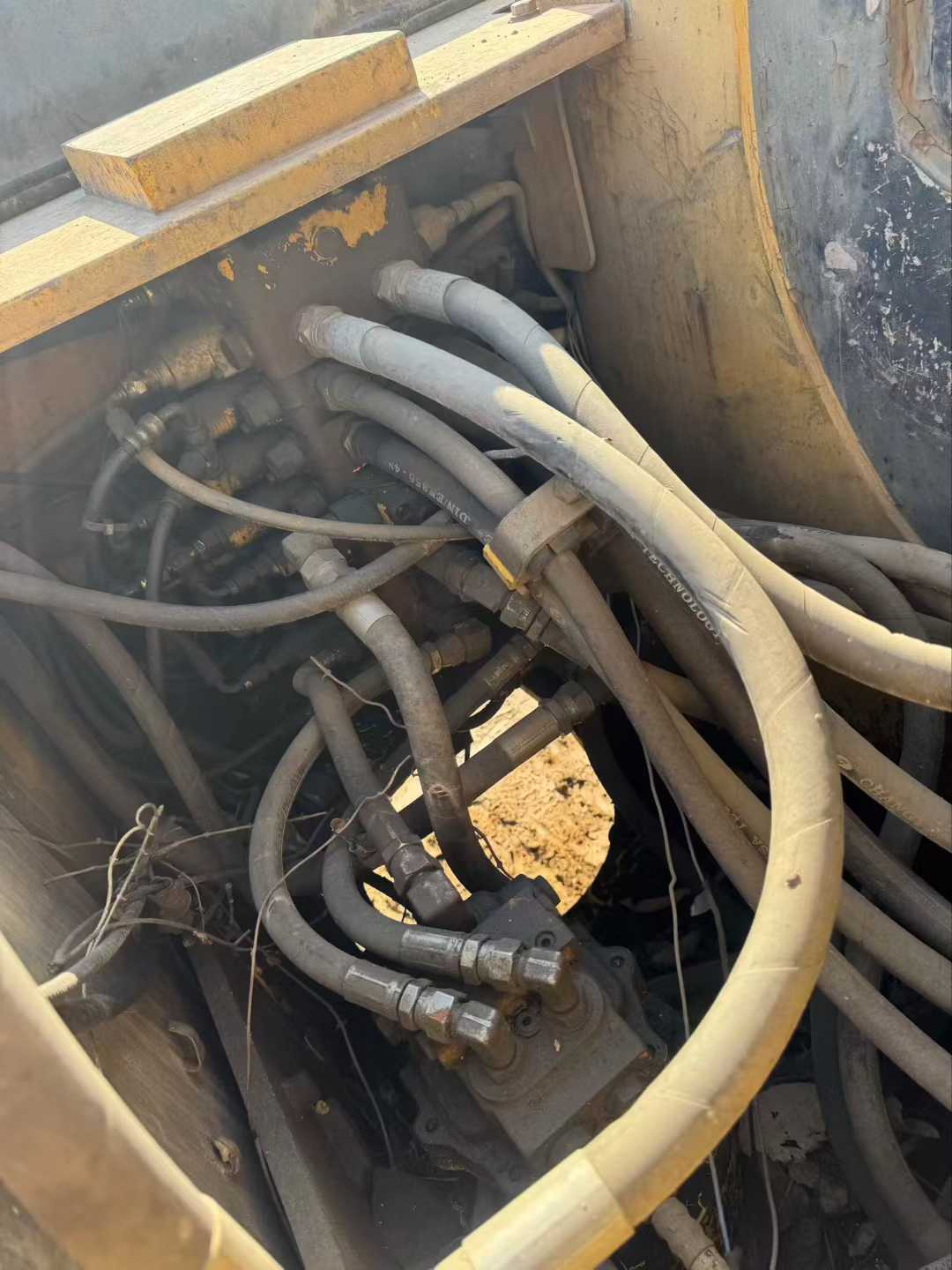 Used Komatsu PC120-6E Excavator 2016 Model / 6