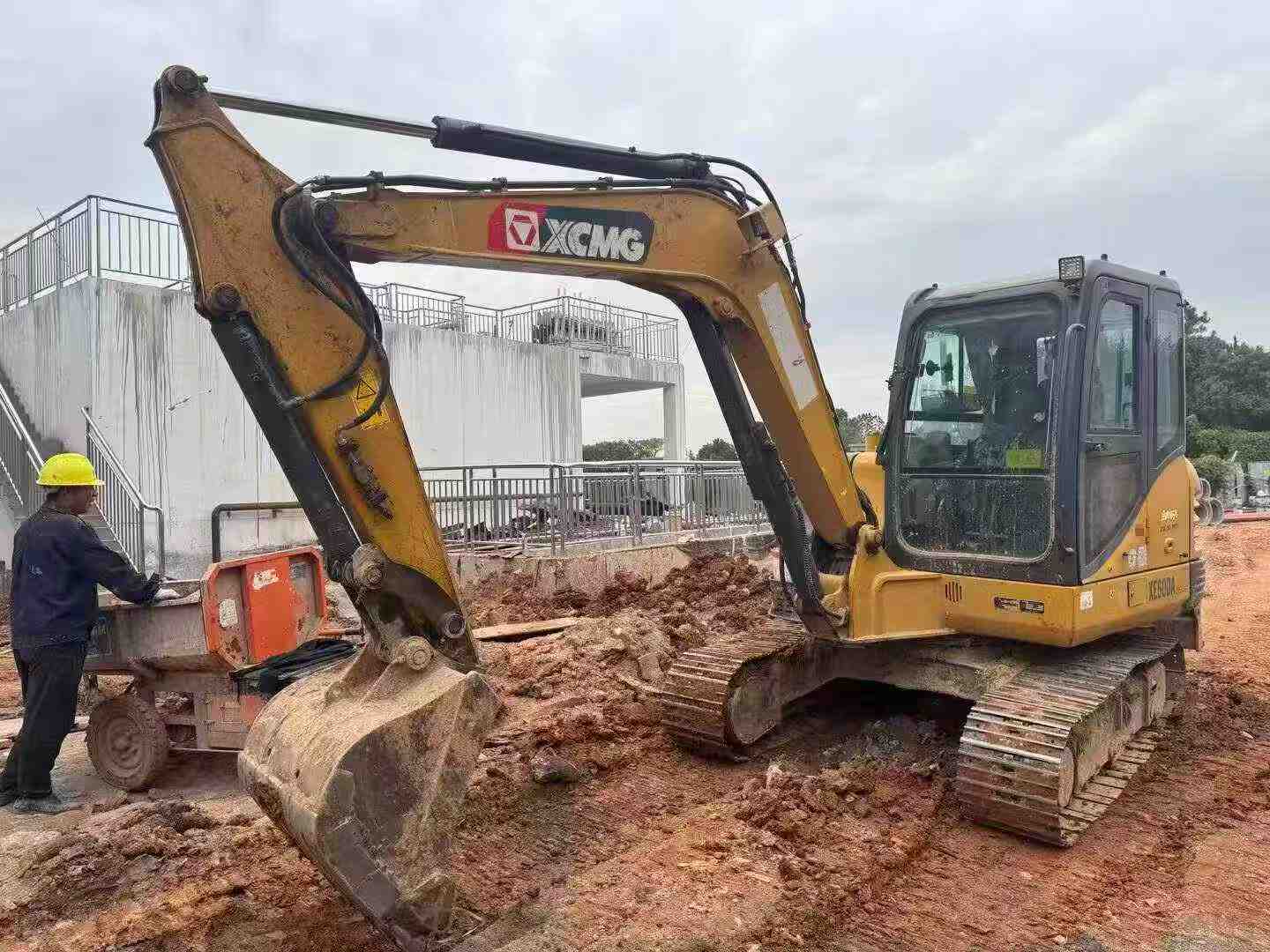 Used XCMG XE60 Excavator 2022 Model / 2
