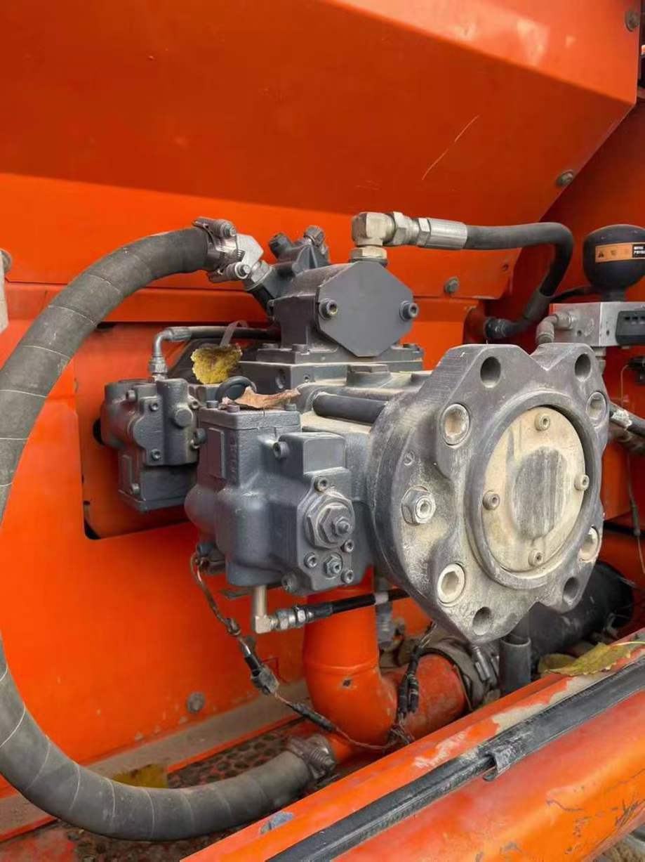 Used Doosan DX15 Excavator 2014 Model / 6