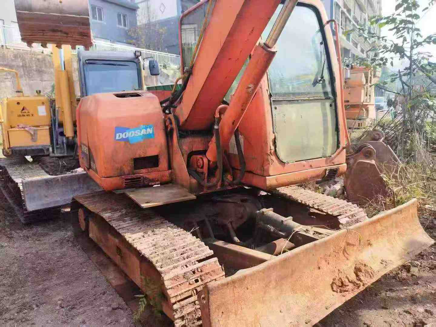Used Doosan DH70 Excavator 2016 Model / 3