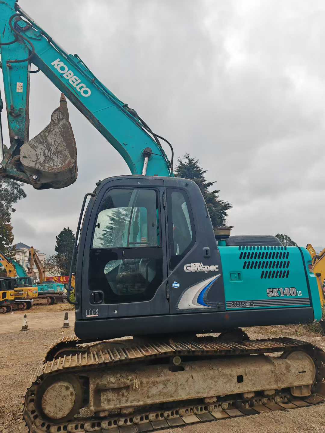 Used Kobelco SK130 Excavator 2015 Model / 4