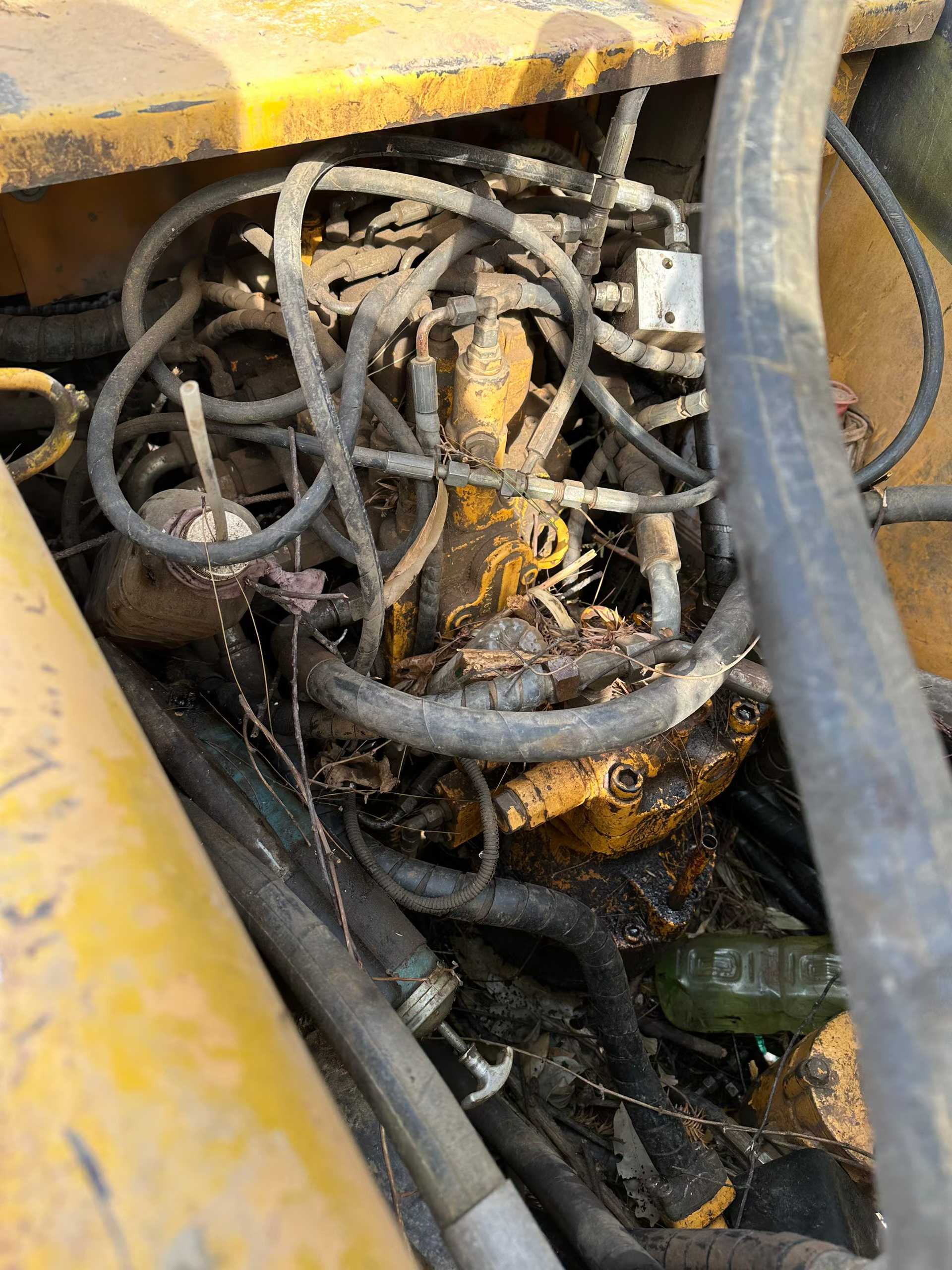 Used Sany SY135 Excavator 2013 Model / 6