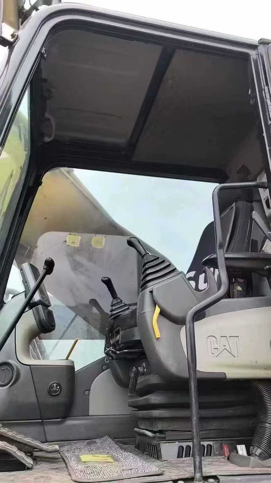 Used Caterpillar 340D2L Excavator 2018 Model / 9