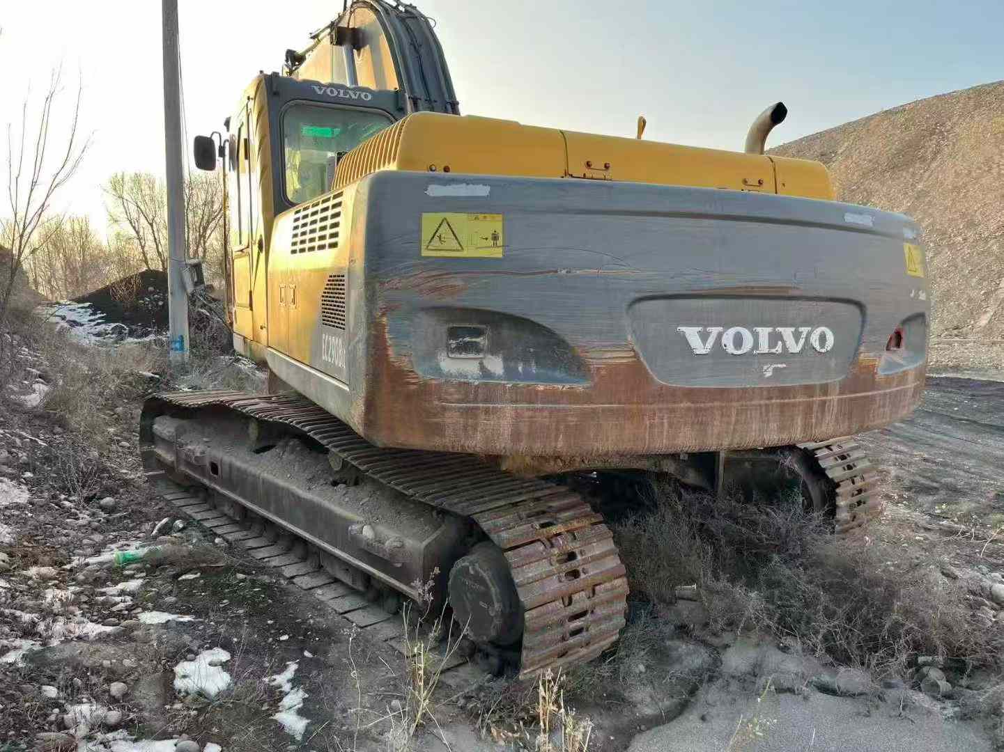 Used Volvo EC290 Excavator 2016 Model / 3