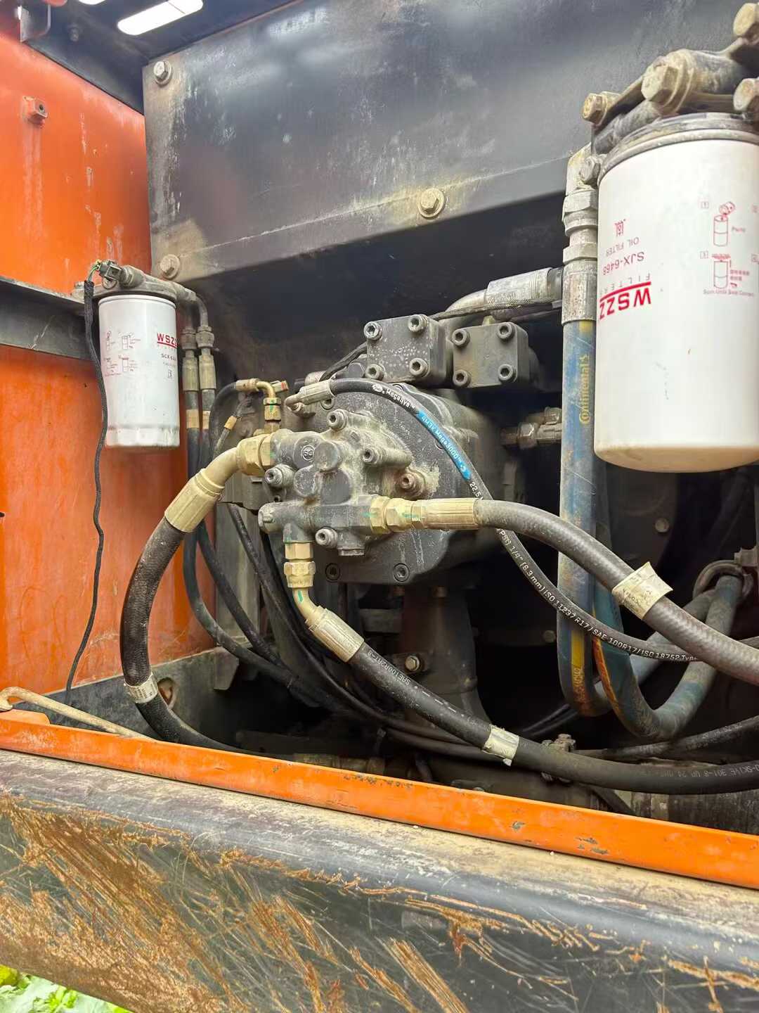 Used Doosan DH220 Excavator 2020 Model / 5