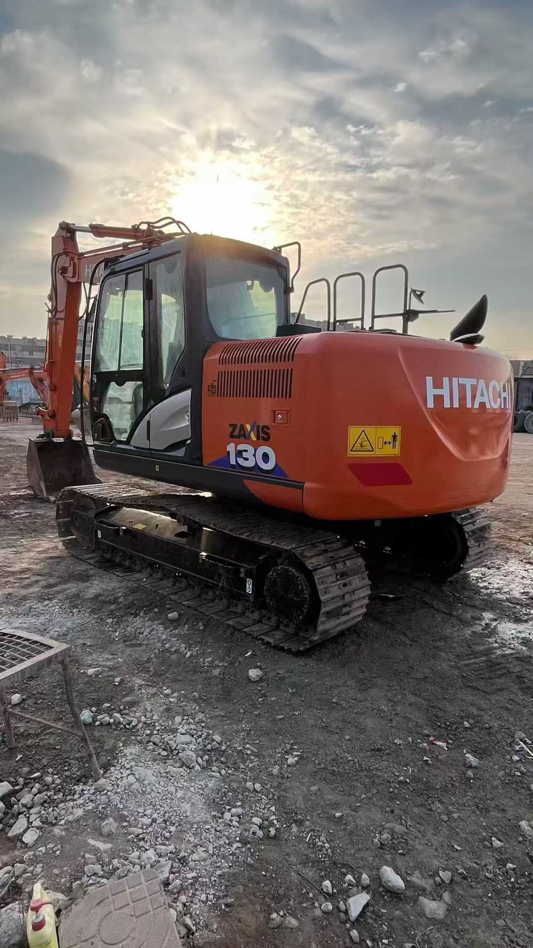 Used Hitachi EX30 Excavator 2016 Model / 3
