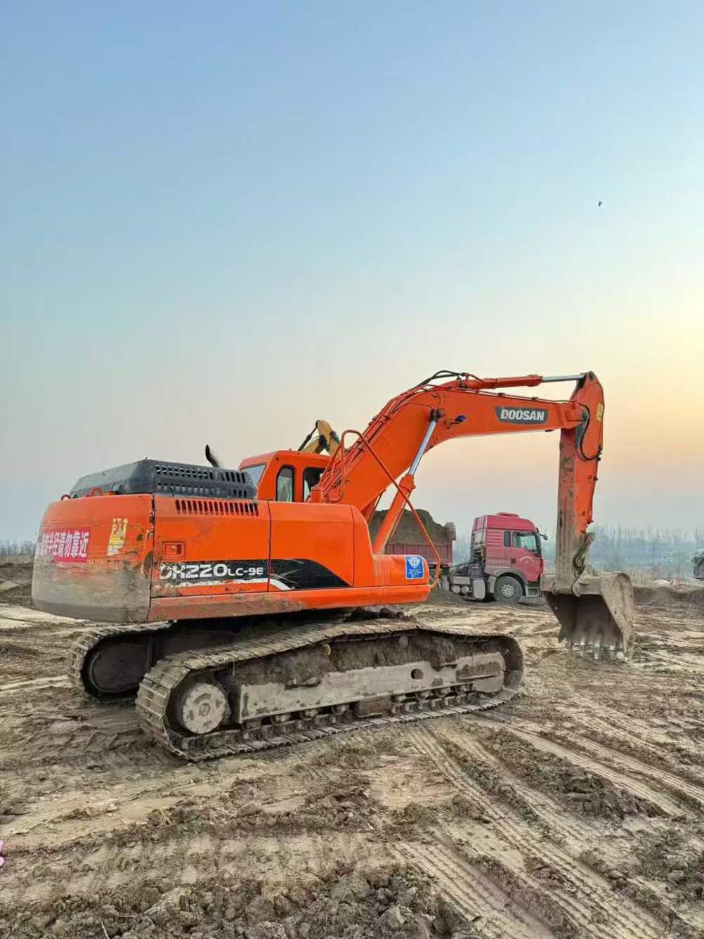 Used Doosan DH220 Excavator 2014 Model / 5