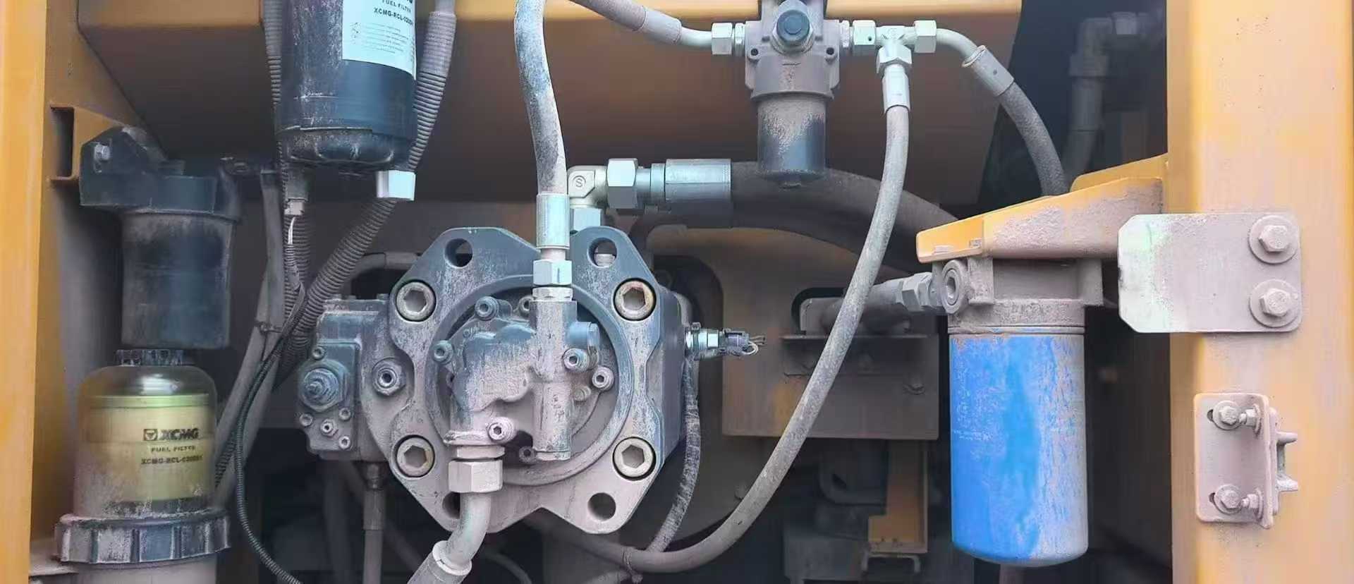 Used XCMG LW200 Excavator 2022 Model / 7