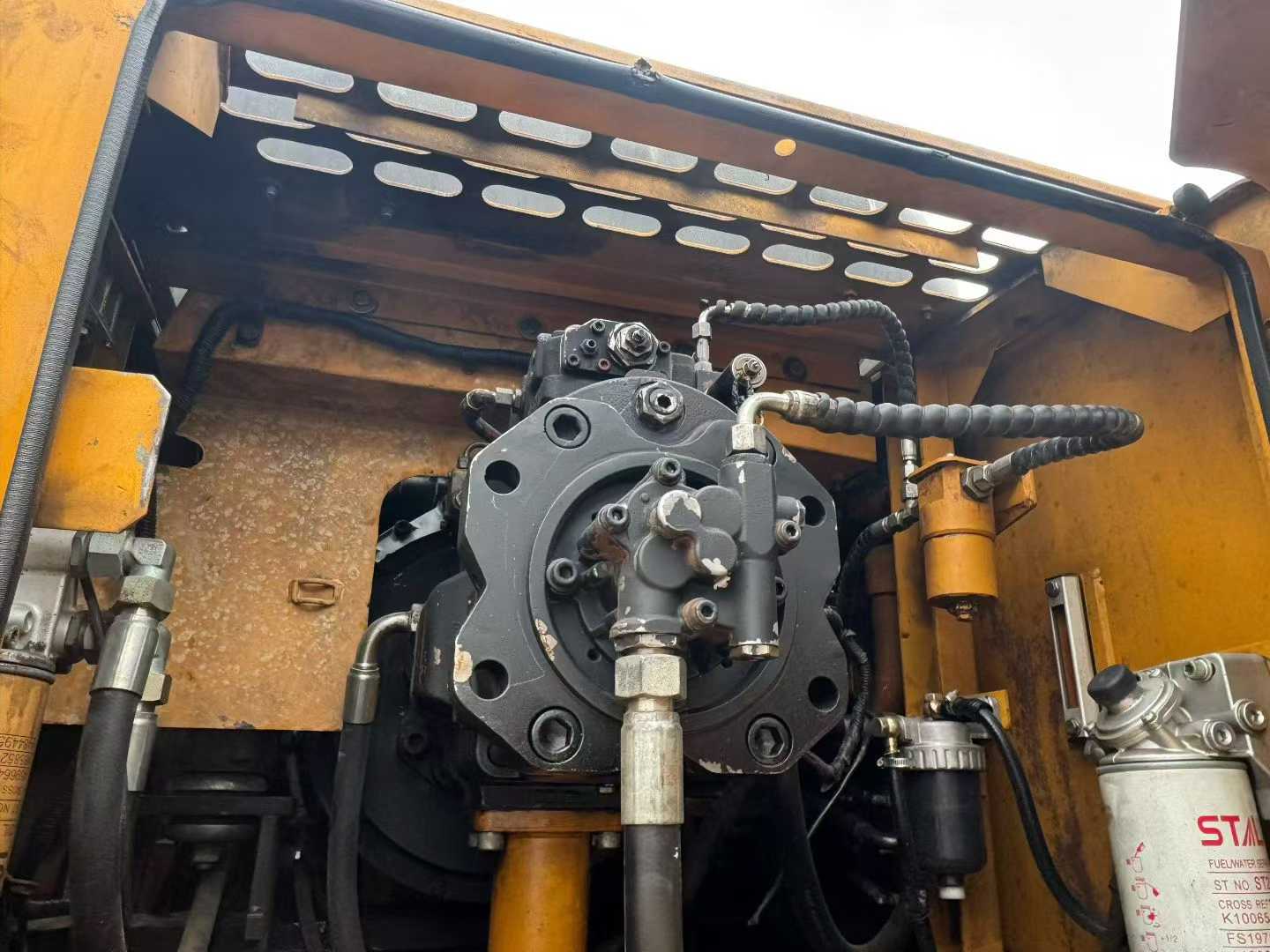 Used Sany SY365H-9 Excavator 2016 Model / 6