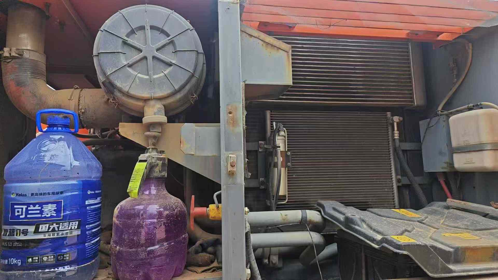 Used Hitachi ZX240 Excavator 2012 Model / 9