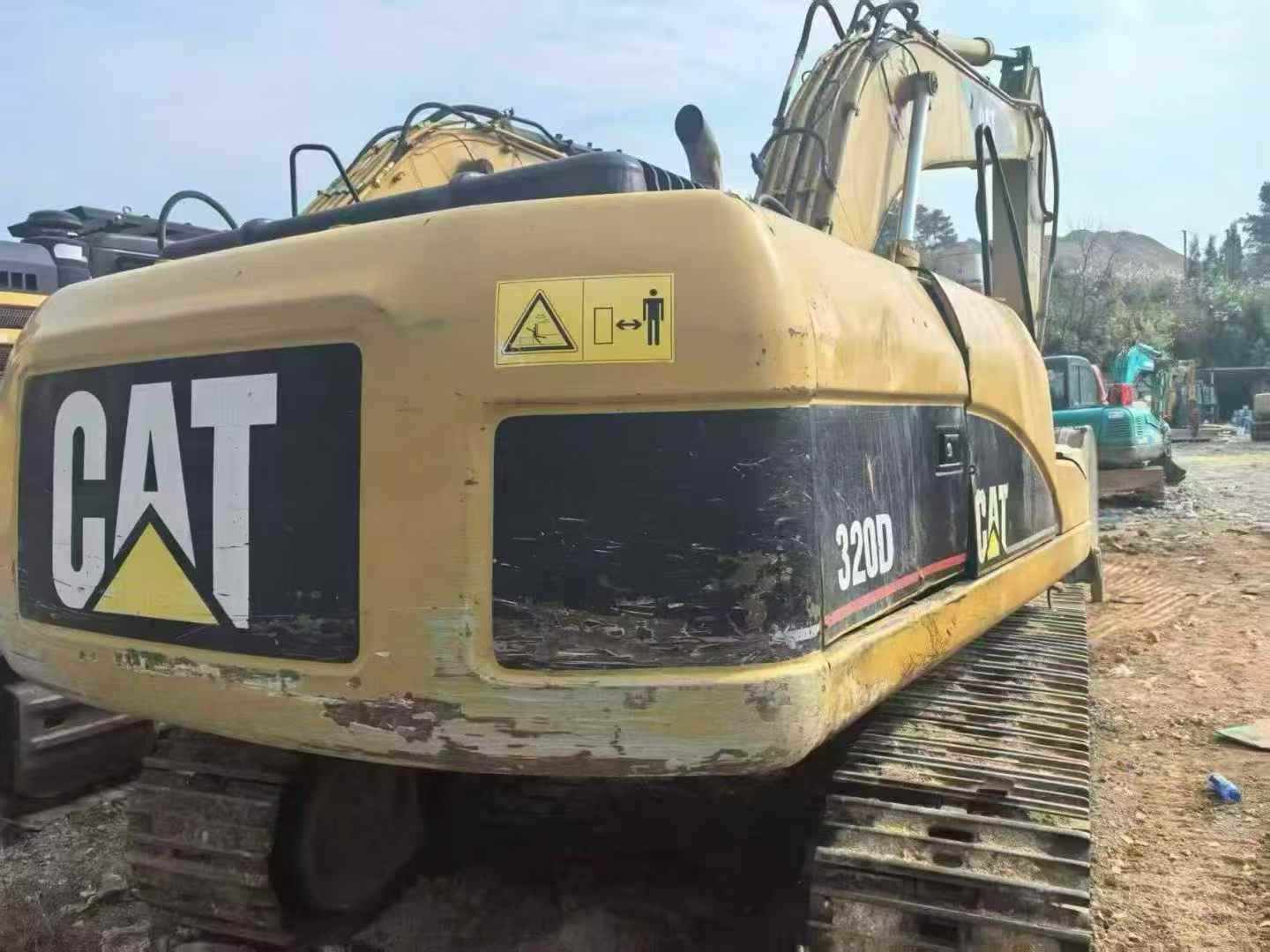 Used Caterpillar 320D Excavator 2016 Model / 2