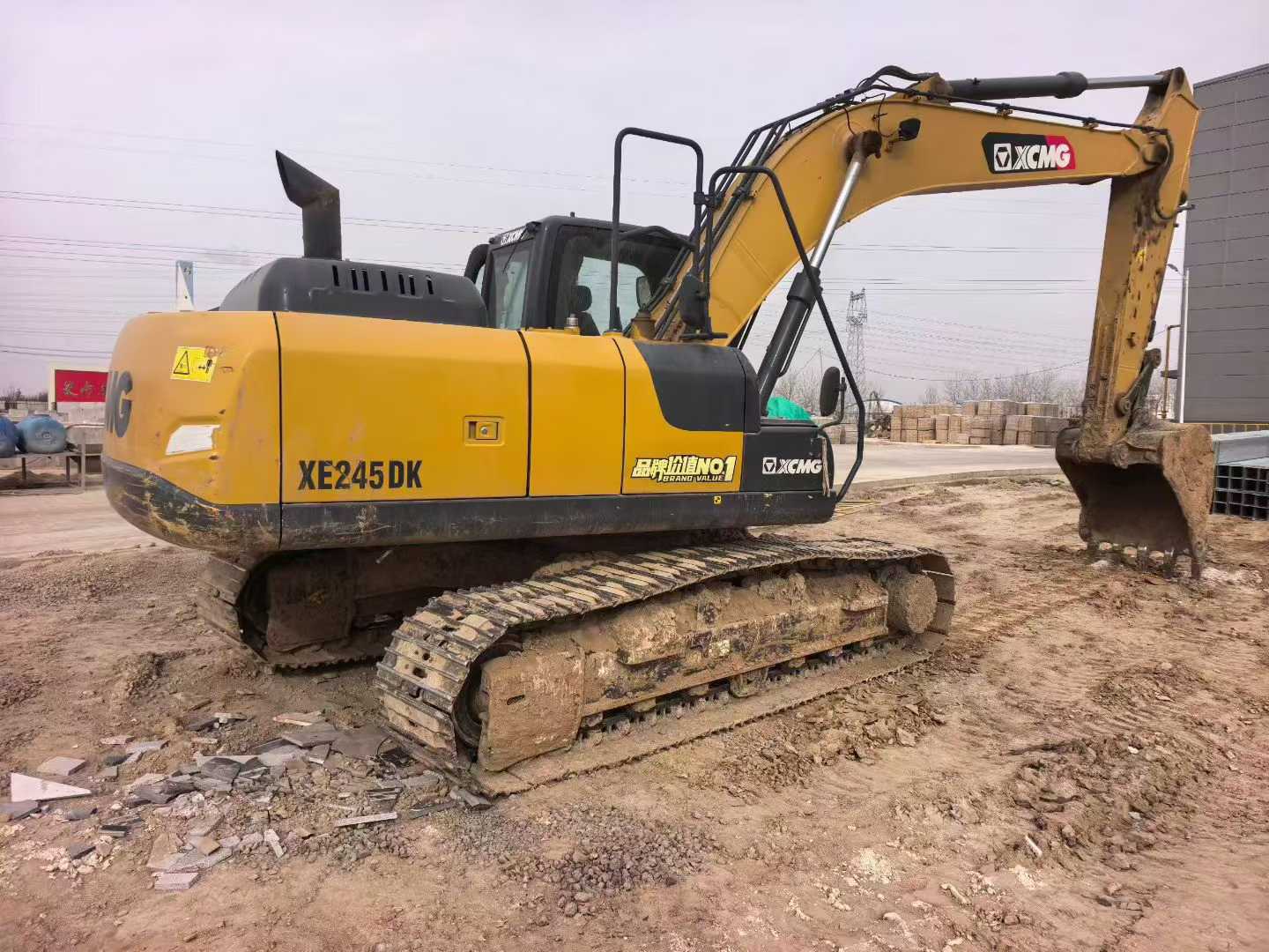 Used XCMG LW200 Excavator 2022 Model / 3