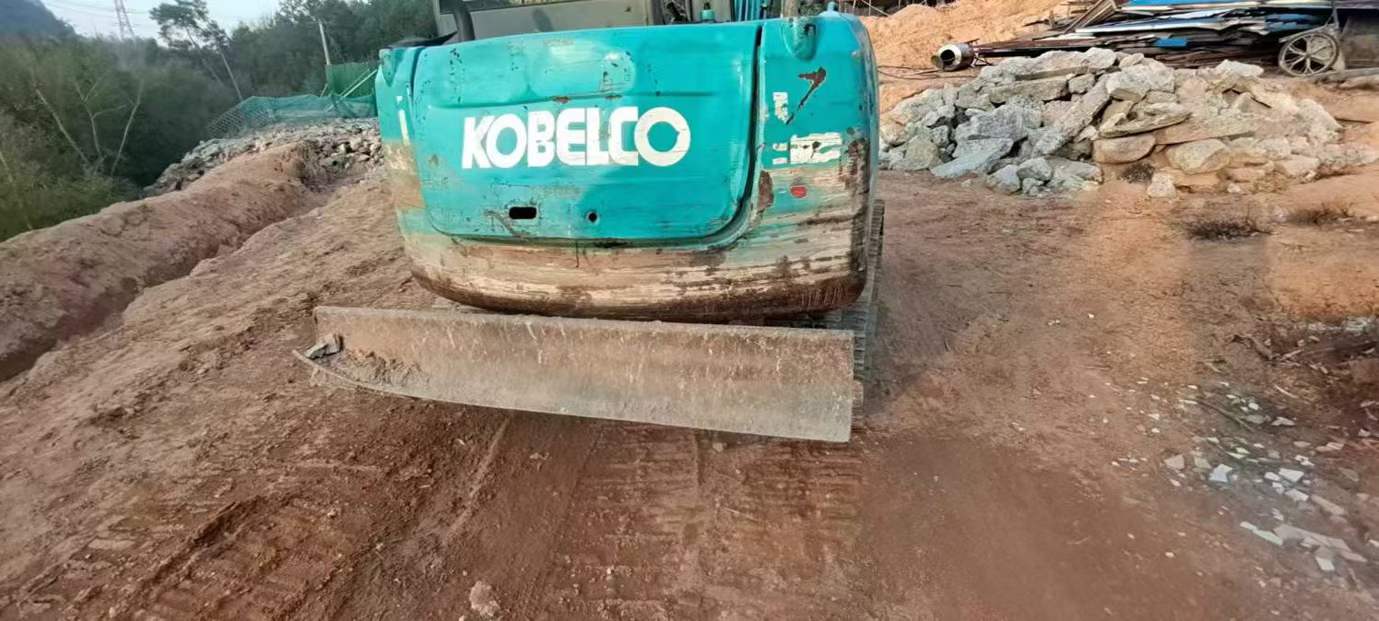 Used Kobelco SK60 Excavator 2014 Model / 3