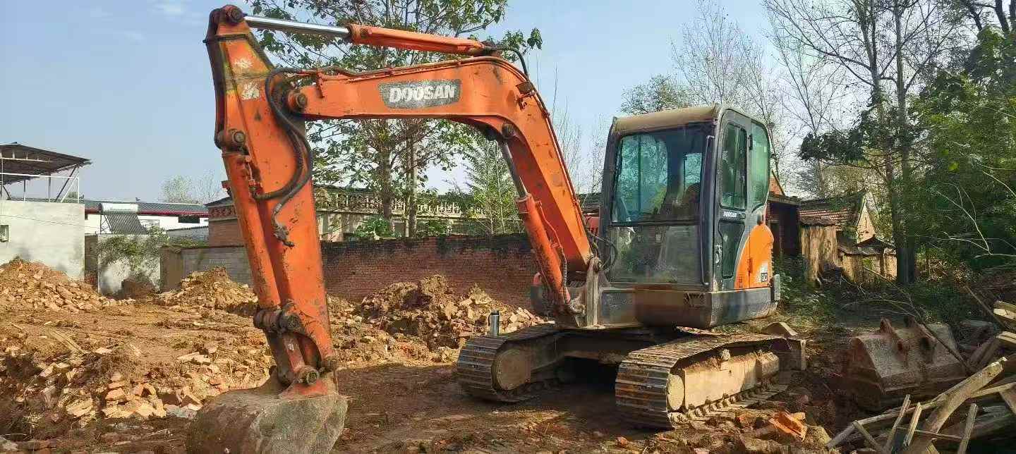 Used Doosan DX60 Excavator 2016 Model / 3