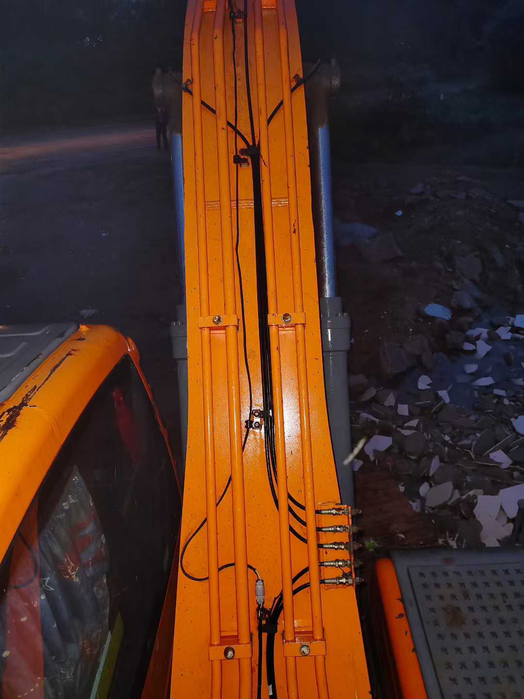 Used Doosan DH220 Excavator 2017 Model / 4