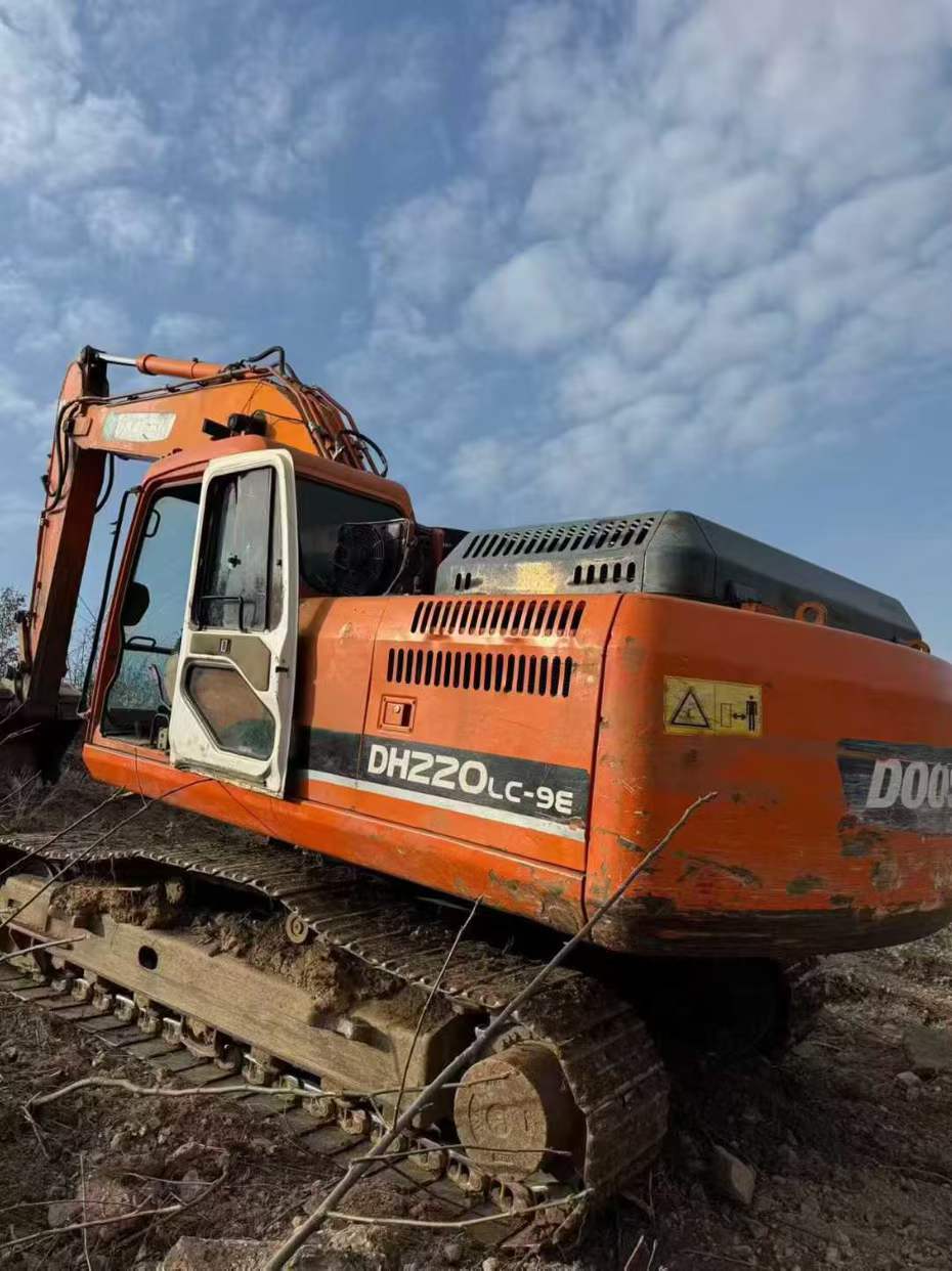 Used Doosan DX15 Excavator 2014 Model