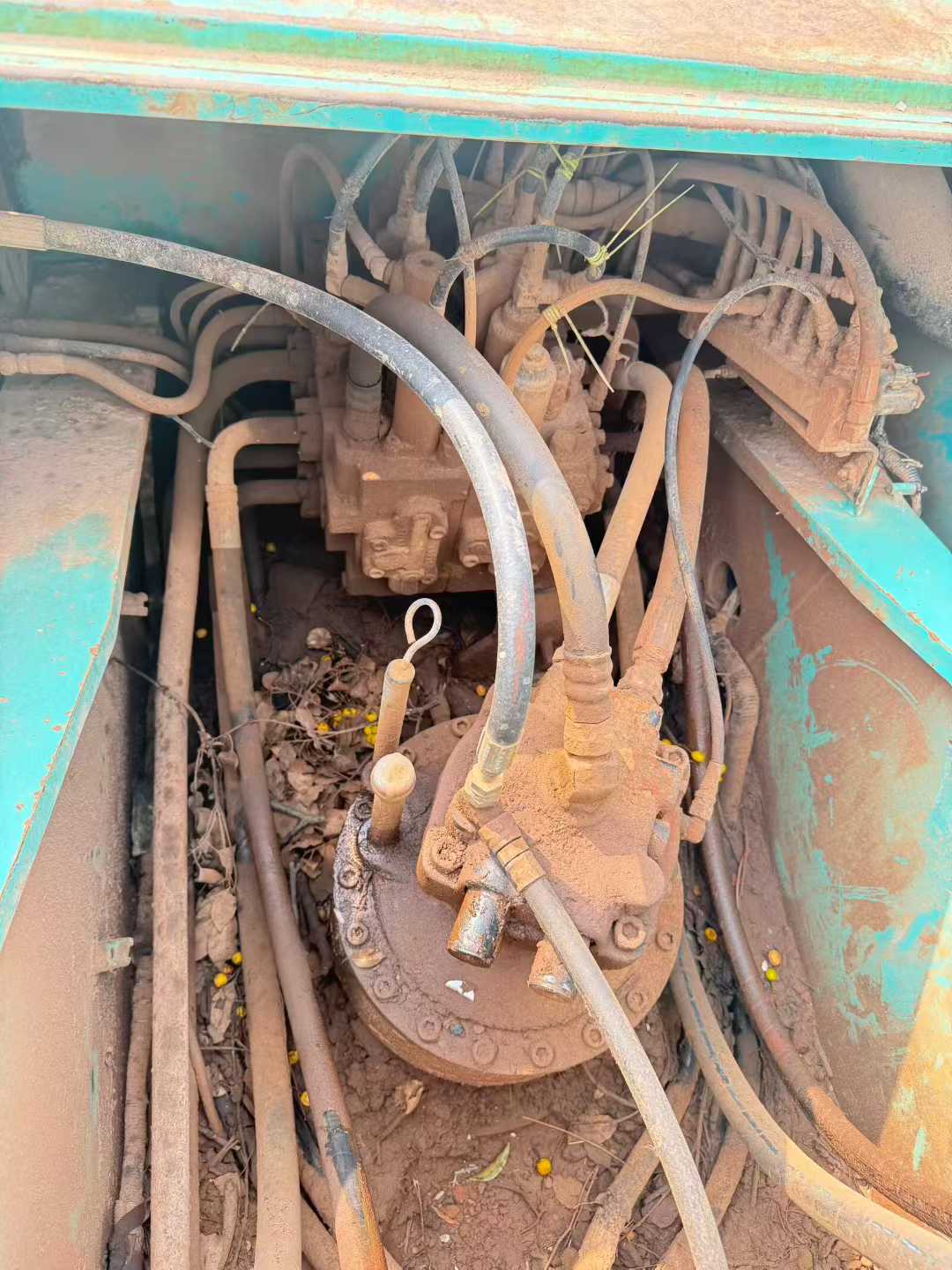 Used Kobelco SK250-8 Excavator 2011 Model / 9