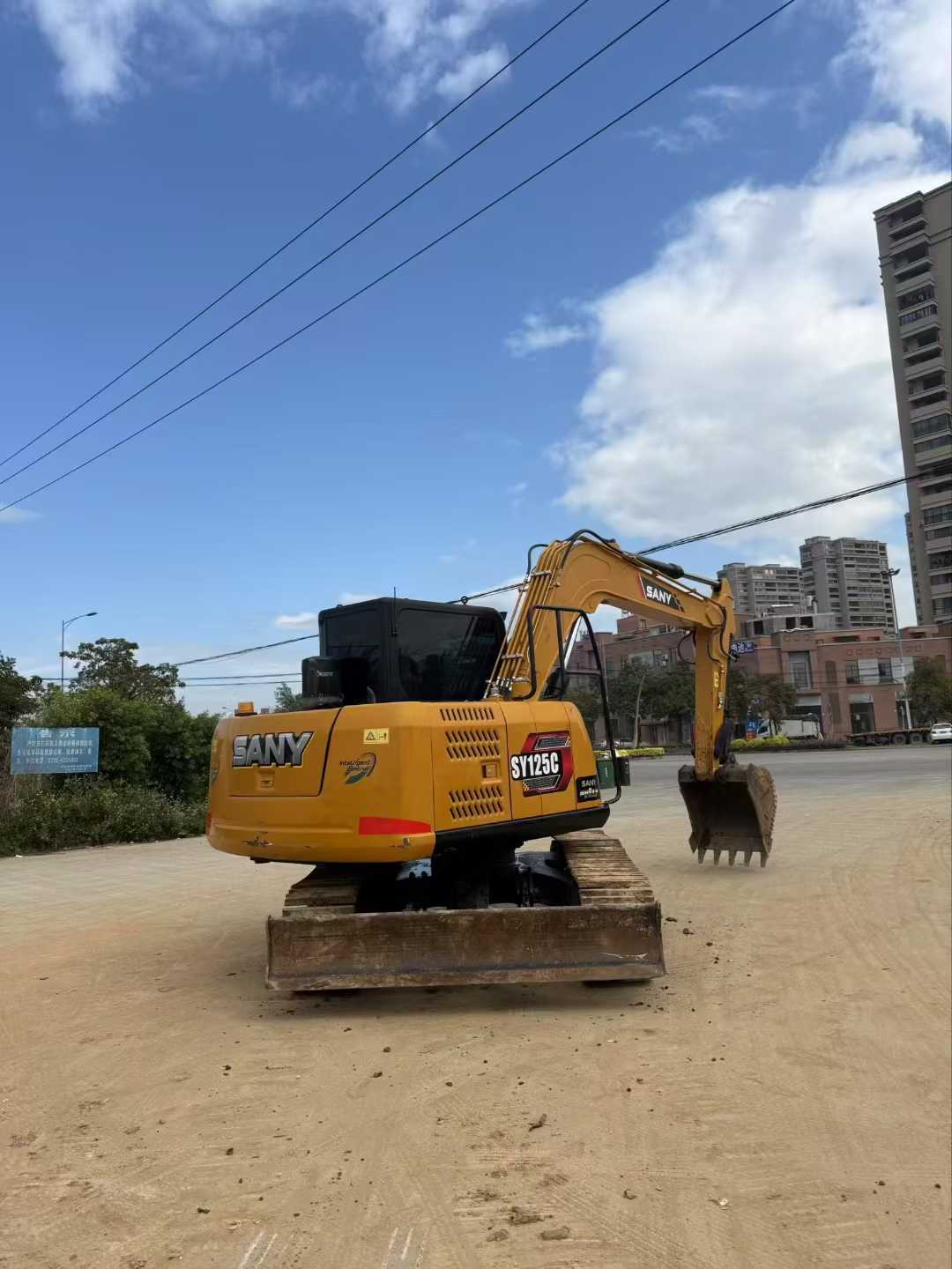 Used Sany SY95C Excavator 2016 Model / 3