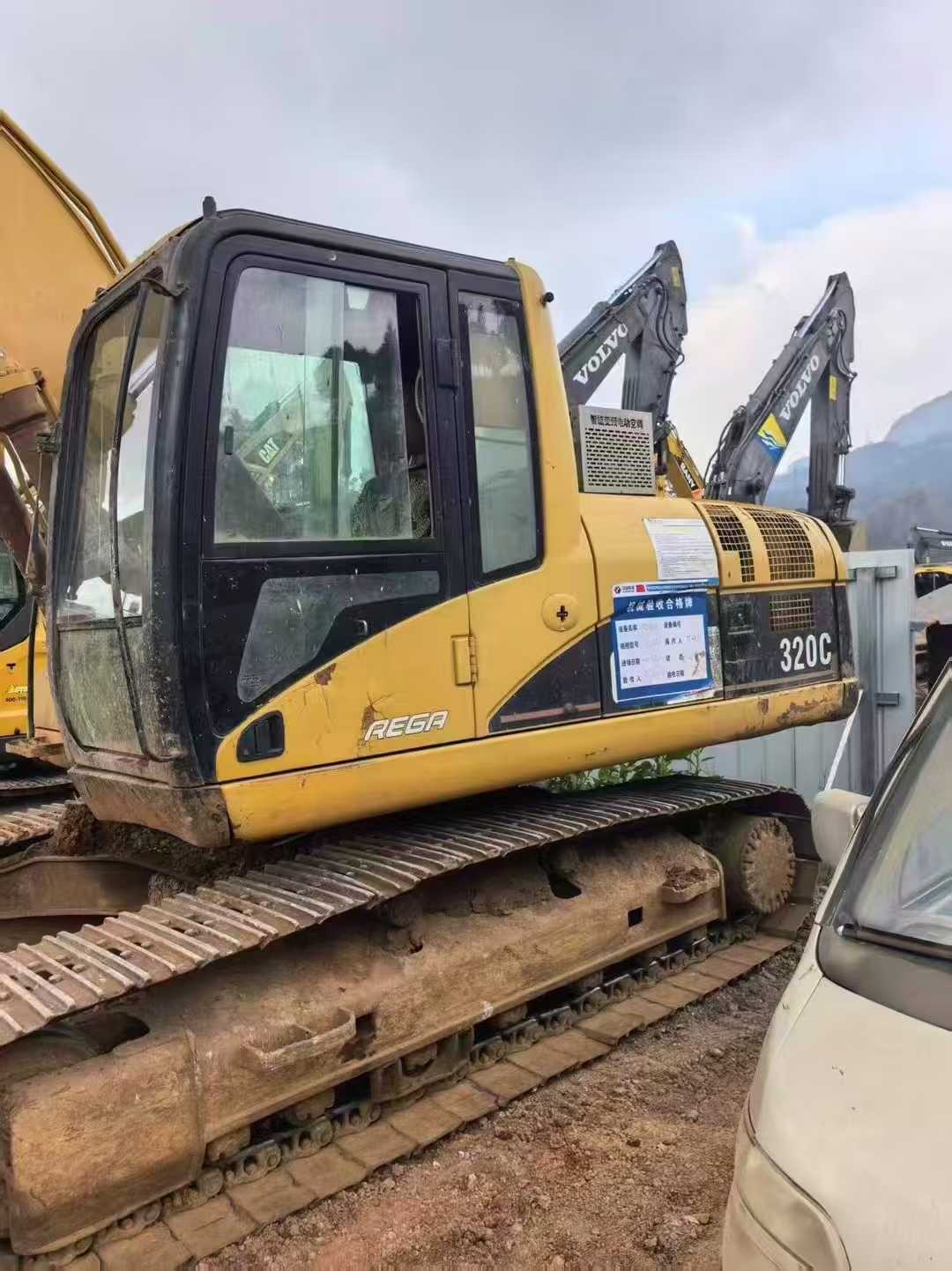 Used Caterpillar 320C Excavator 2016 Model / 8