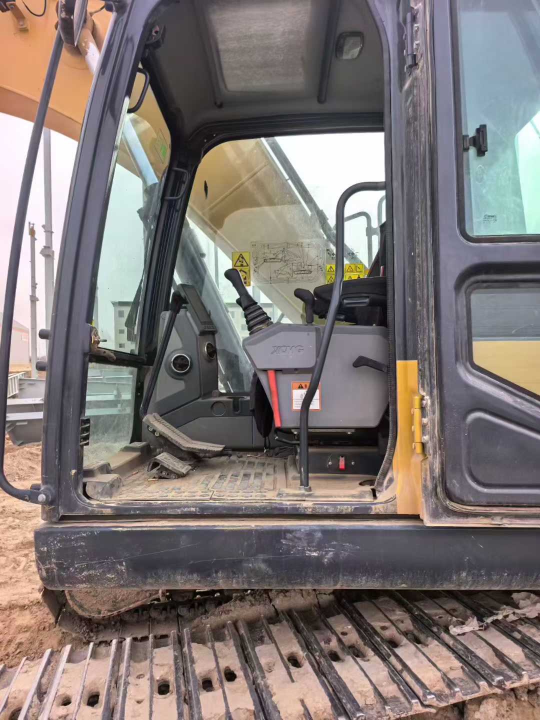 Used XCMG LW200 Excavator 2022 Model / 6