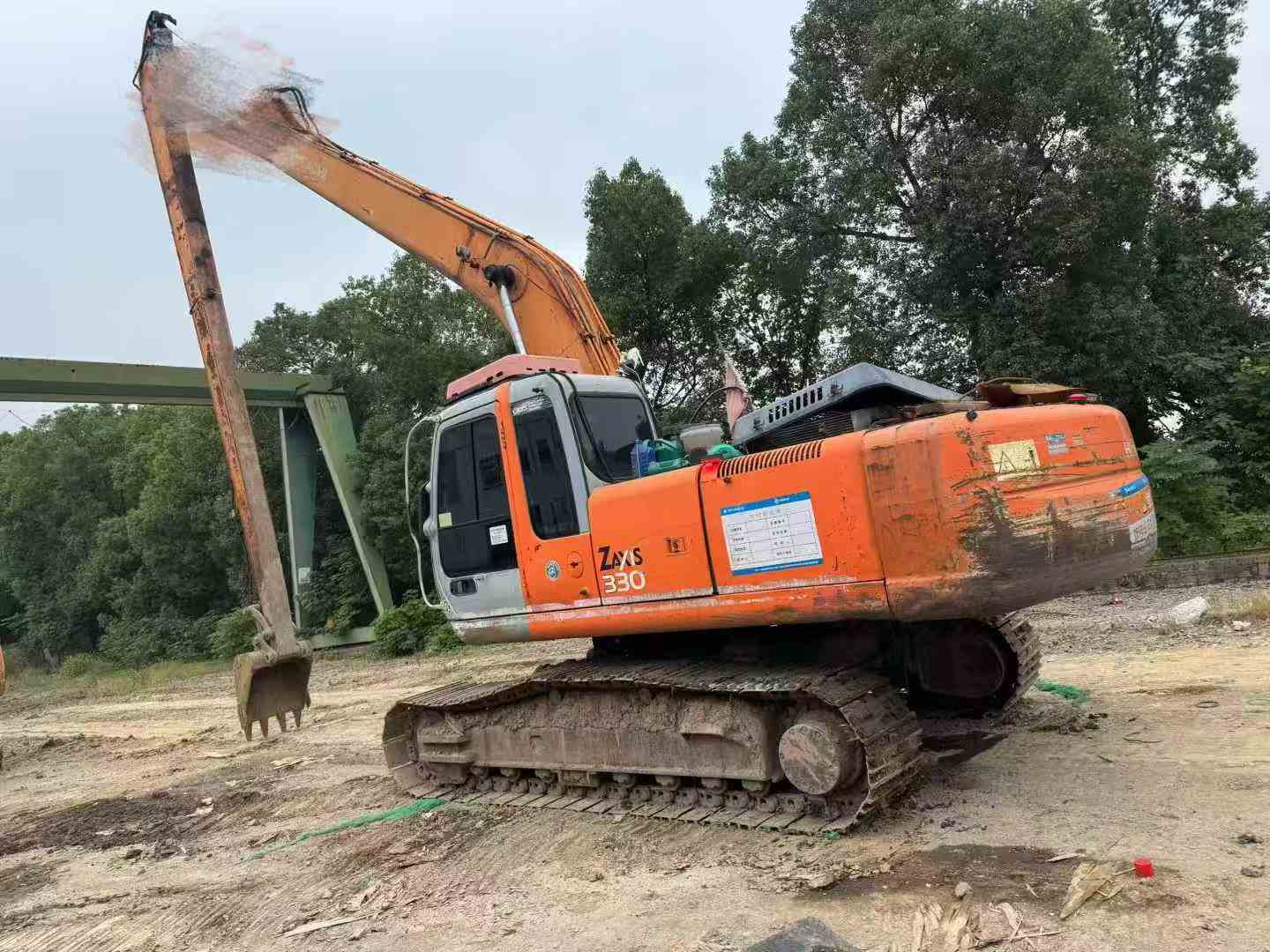 Used Hitachi ZX230-6 Excavator 2006 Model / 2