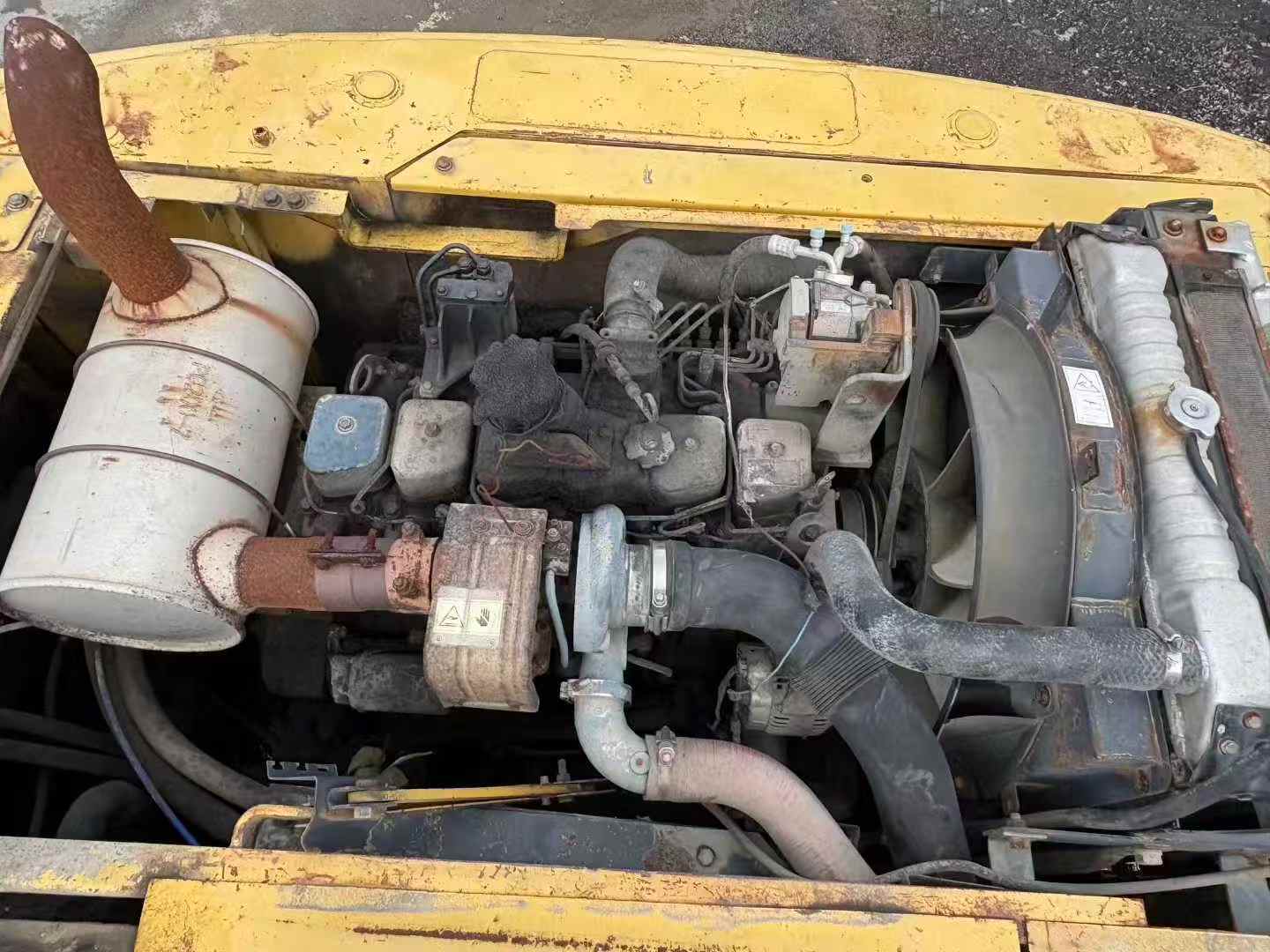 Used Komatsu PW200-7 Excavator 2016 Model / 4